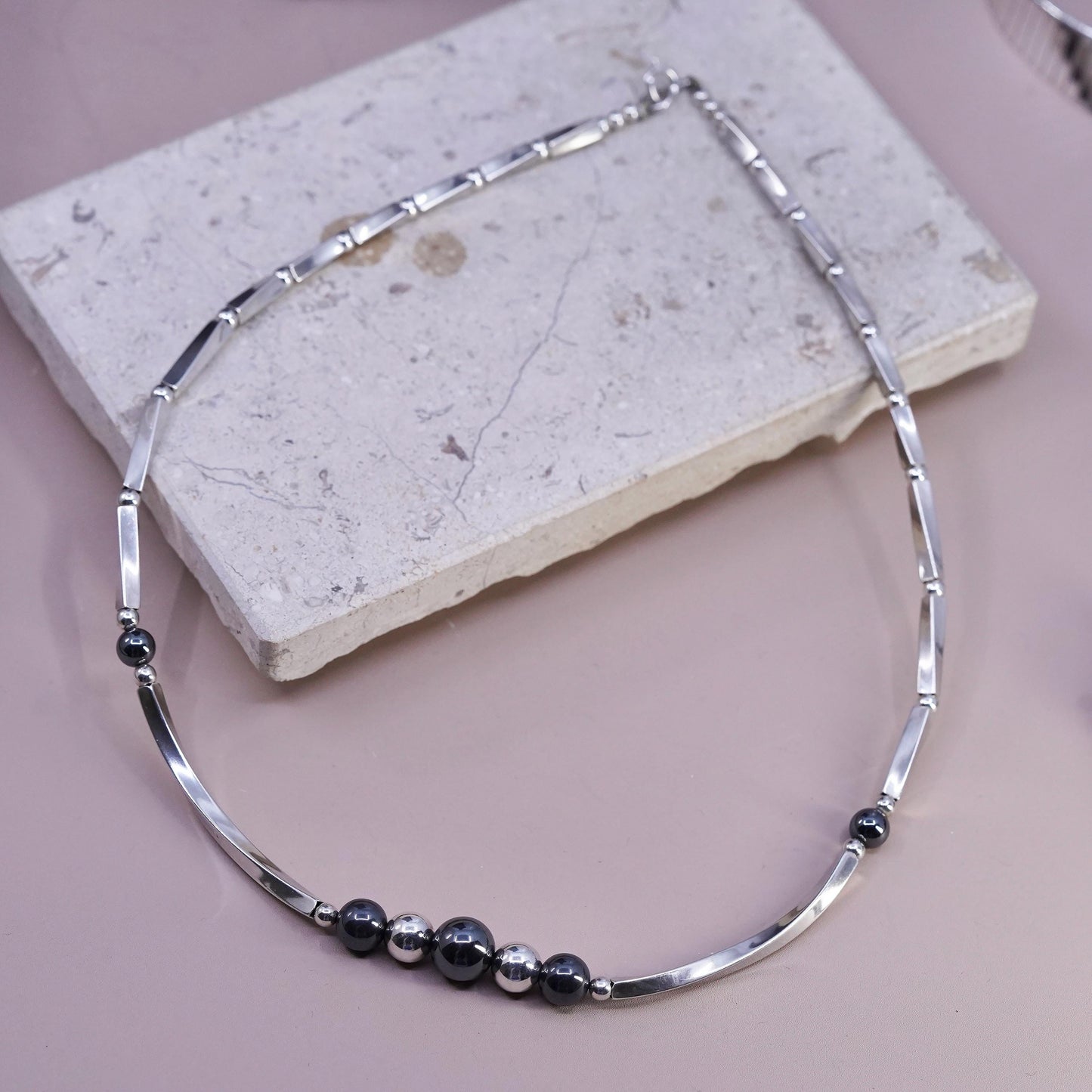 18", southwestern Sterling silver necklace, 925 twisted chain hematite beads