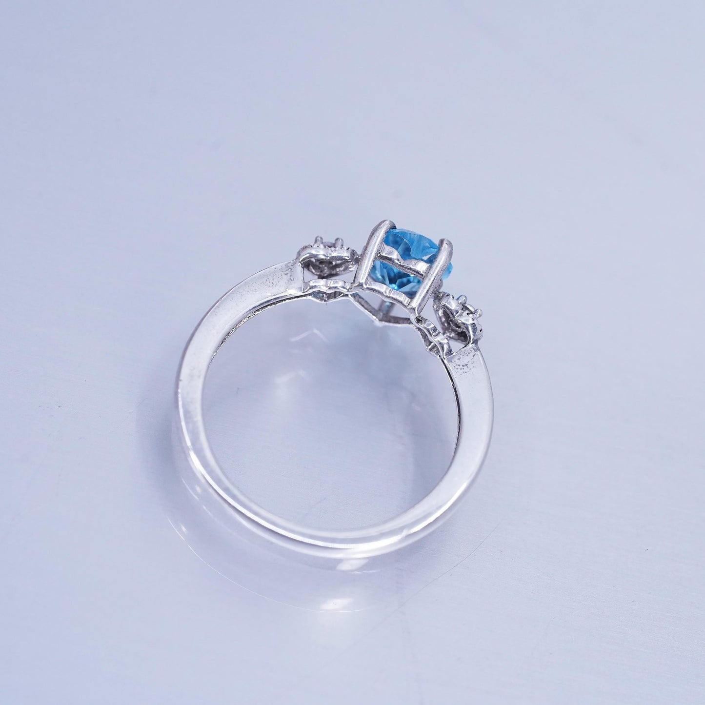 size 7, vintage Sterling Silver 925 Ring engagement TOPAZ ring, heart with cz