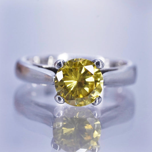 Size 6.5, vintage Sterling 925 silver handmade ring with circle citrine