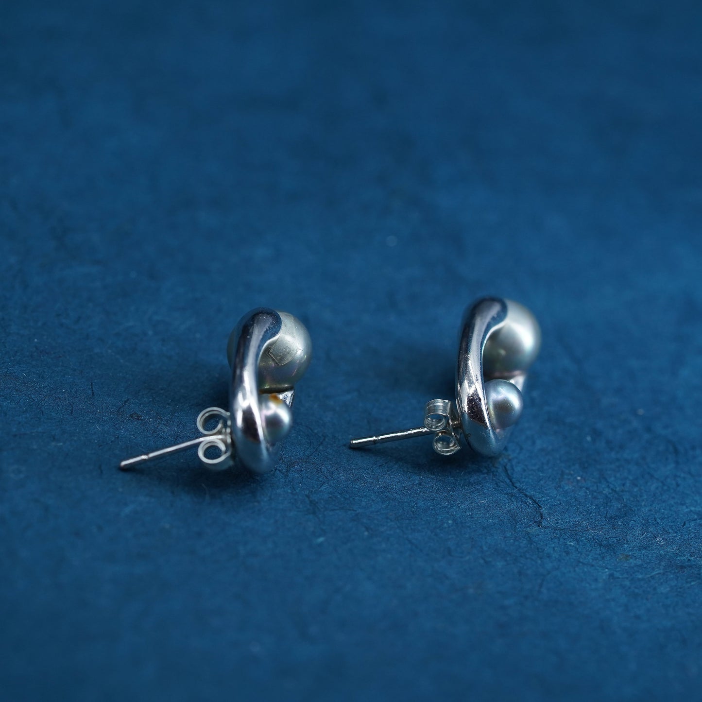 Vintage sterling silver handmade earrings, 925 oval studs with gray pearl
