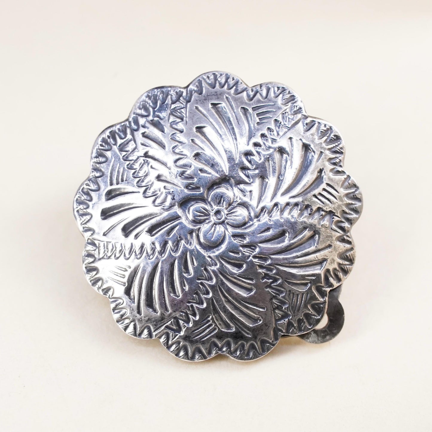 southwestern sterling silver single earring, 925 silver floral textured clip on
