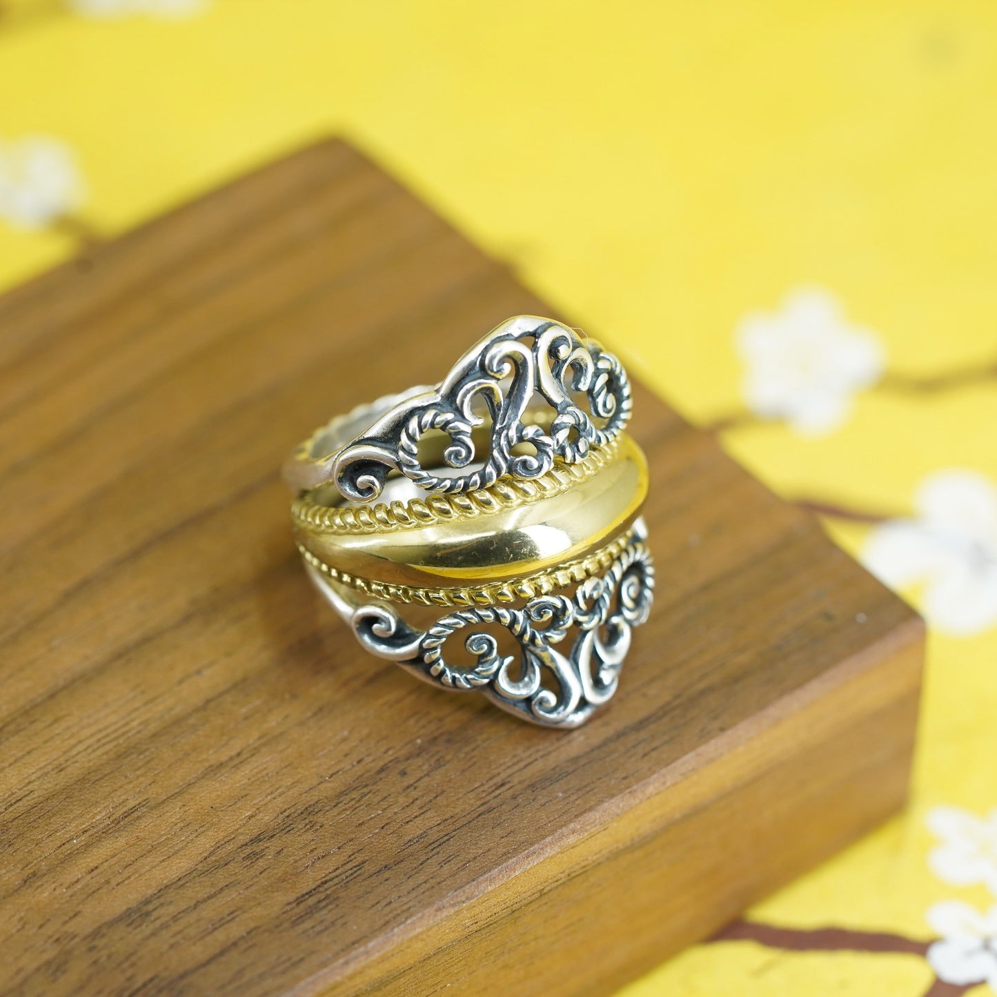 Size 10, VTG SW Carolyn Pollack Two Tone Brass Sterling Silver filigree Ring