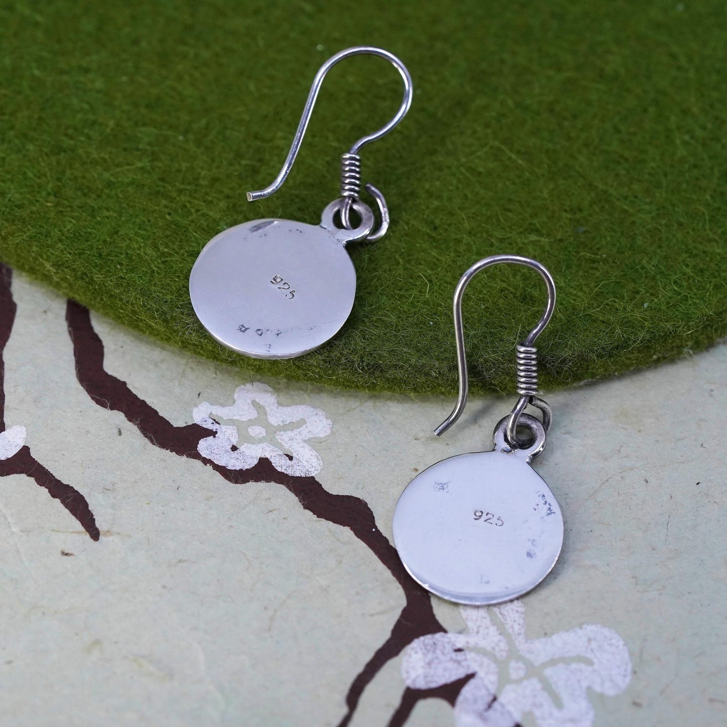Vintage sterling silver handmade earrings, 925 circle with Mayan calendar