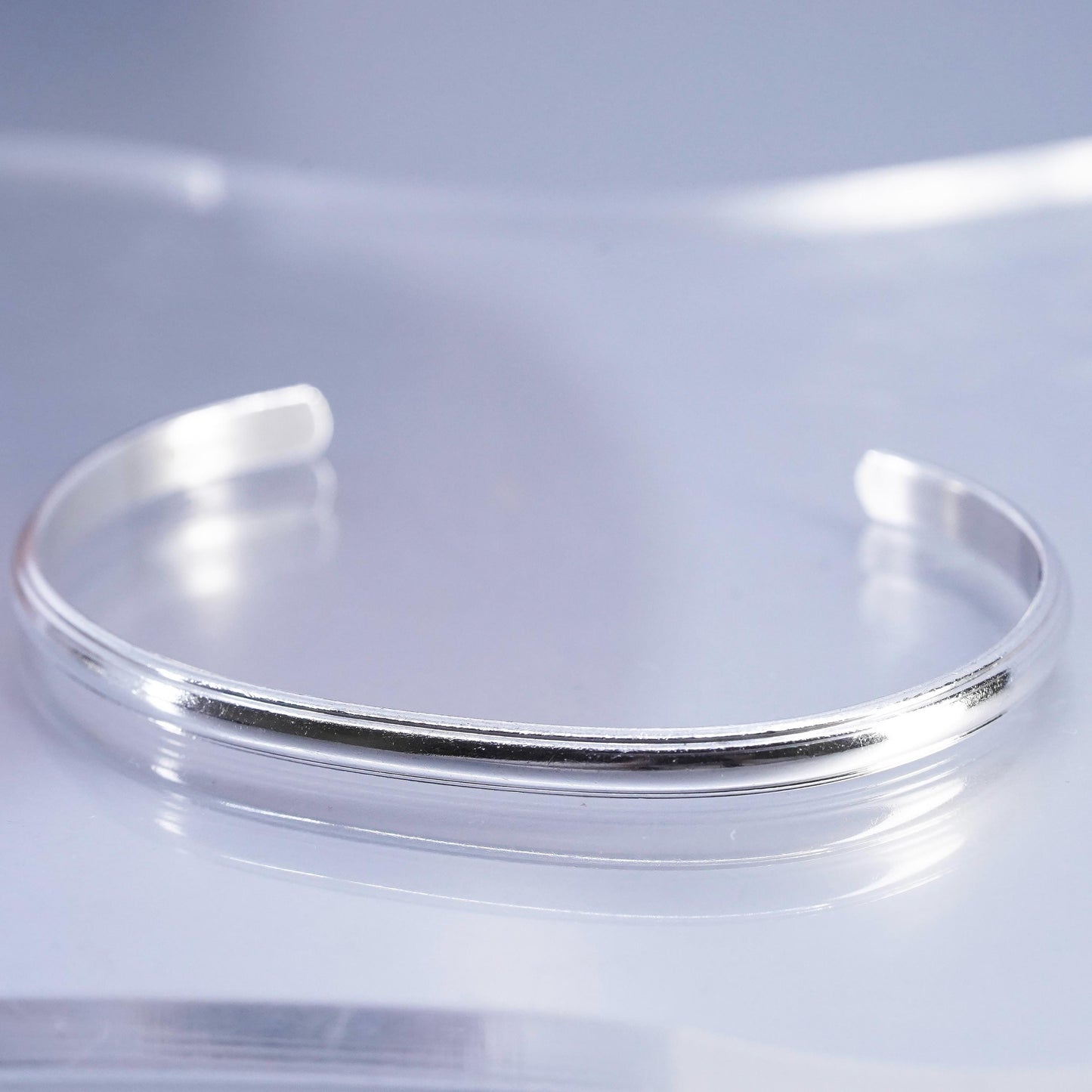 6.25”, Native American Sterling 925 silver handmade bracelet, ribbed cuff