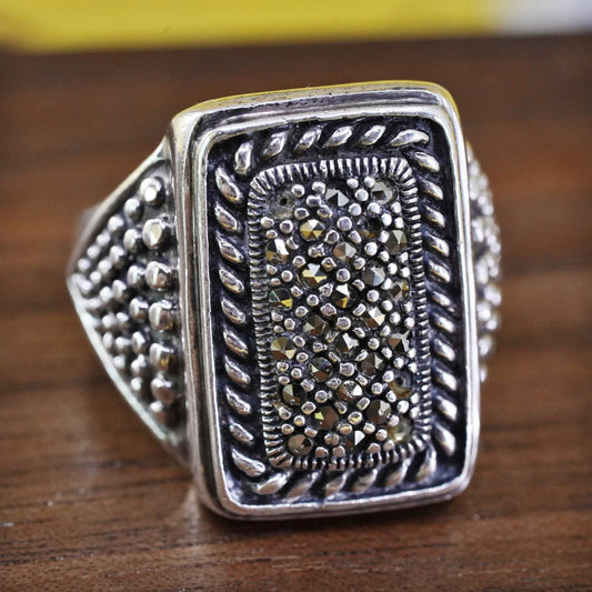 Size 7, vintage Sterling 925 silver handmade statement ring with marcasite