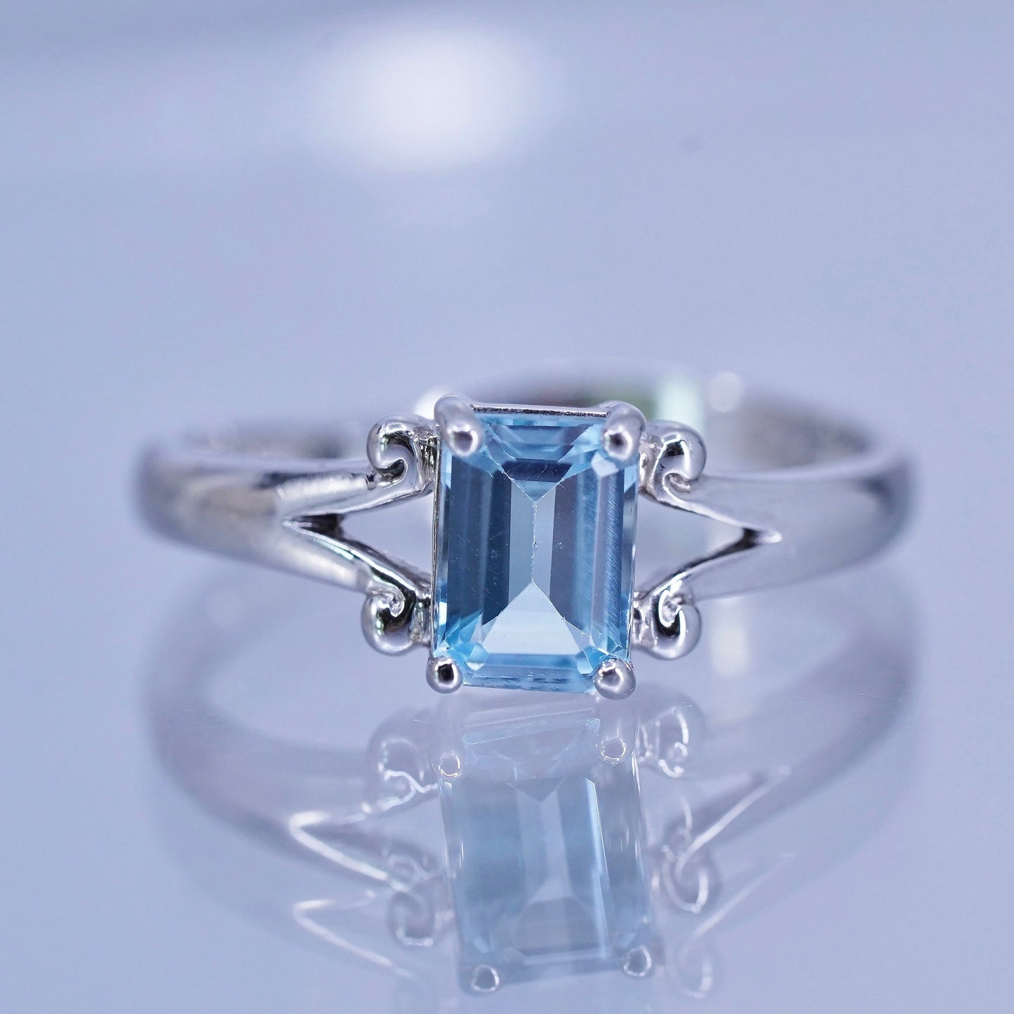 Size 8, vintage Sterling 925 silver handmade ring with blue topaz