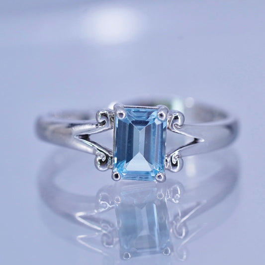 Size 8, vintage Sterling 925 silver handmade ring with blue topaz