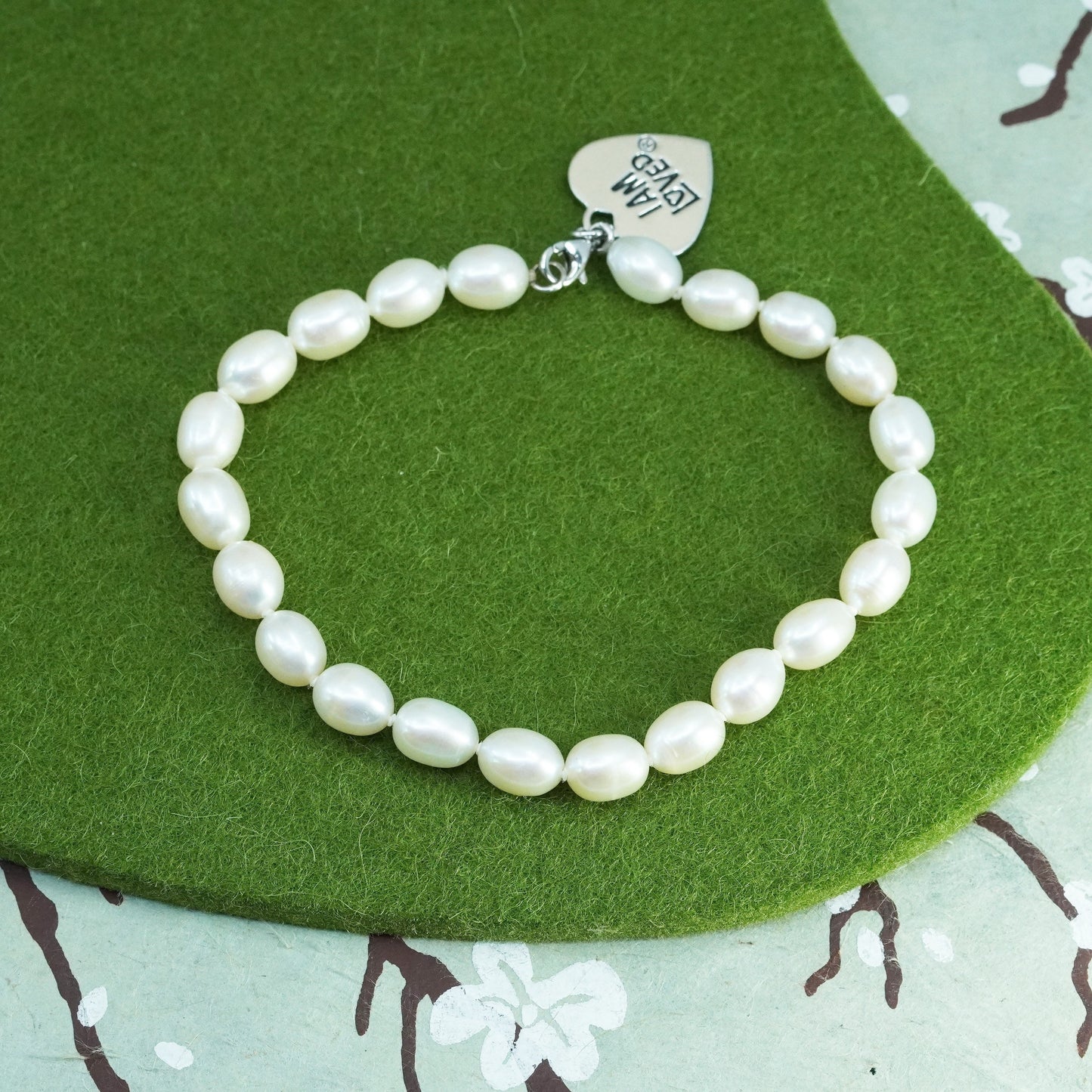 7.5”, sterling silver bracelet, pearl beads with 925 heart charm “I am loved