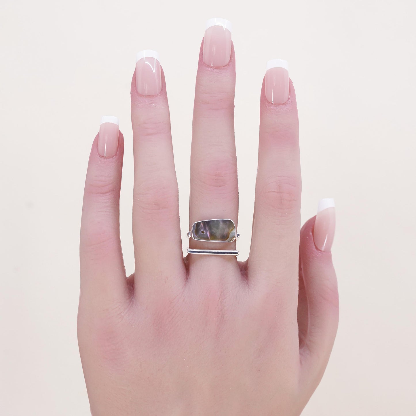 Size 6, Vintage southwestern sterling silver handmade ring, 925 band w/ abalone
