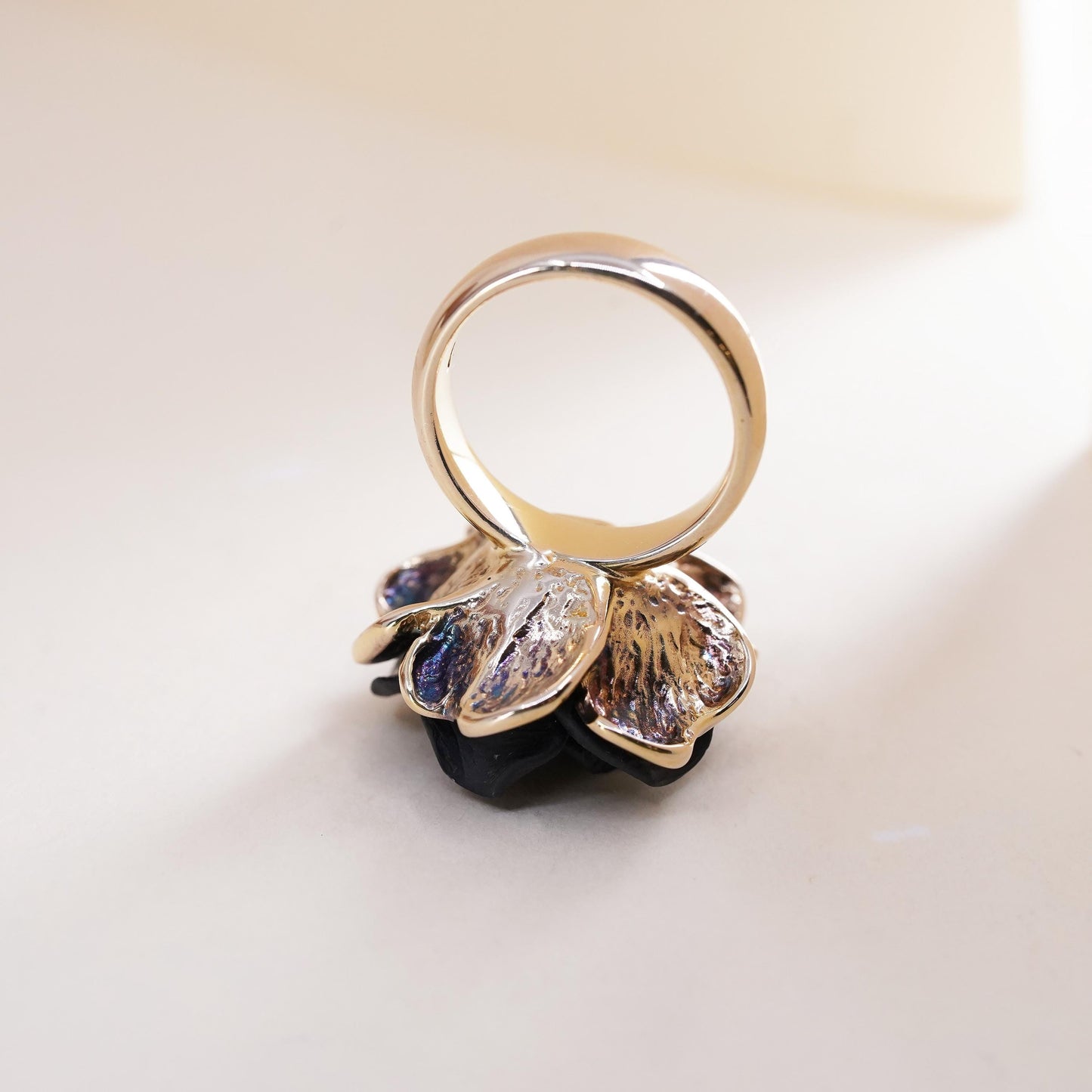 Size 6, Vermeil gold sterling silver ring, 925 silver ring black clay flower