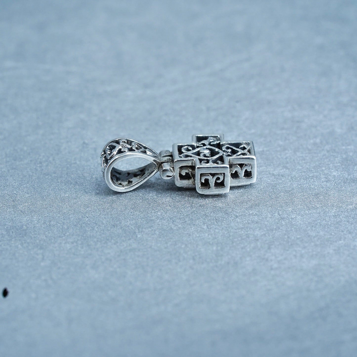 Vintage sterling 925 silver handmade filigree cross pendant