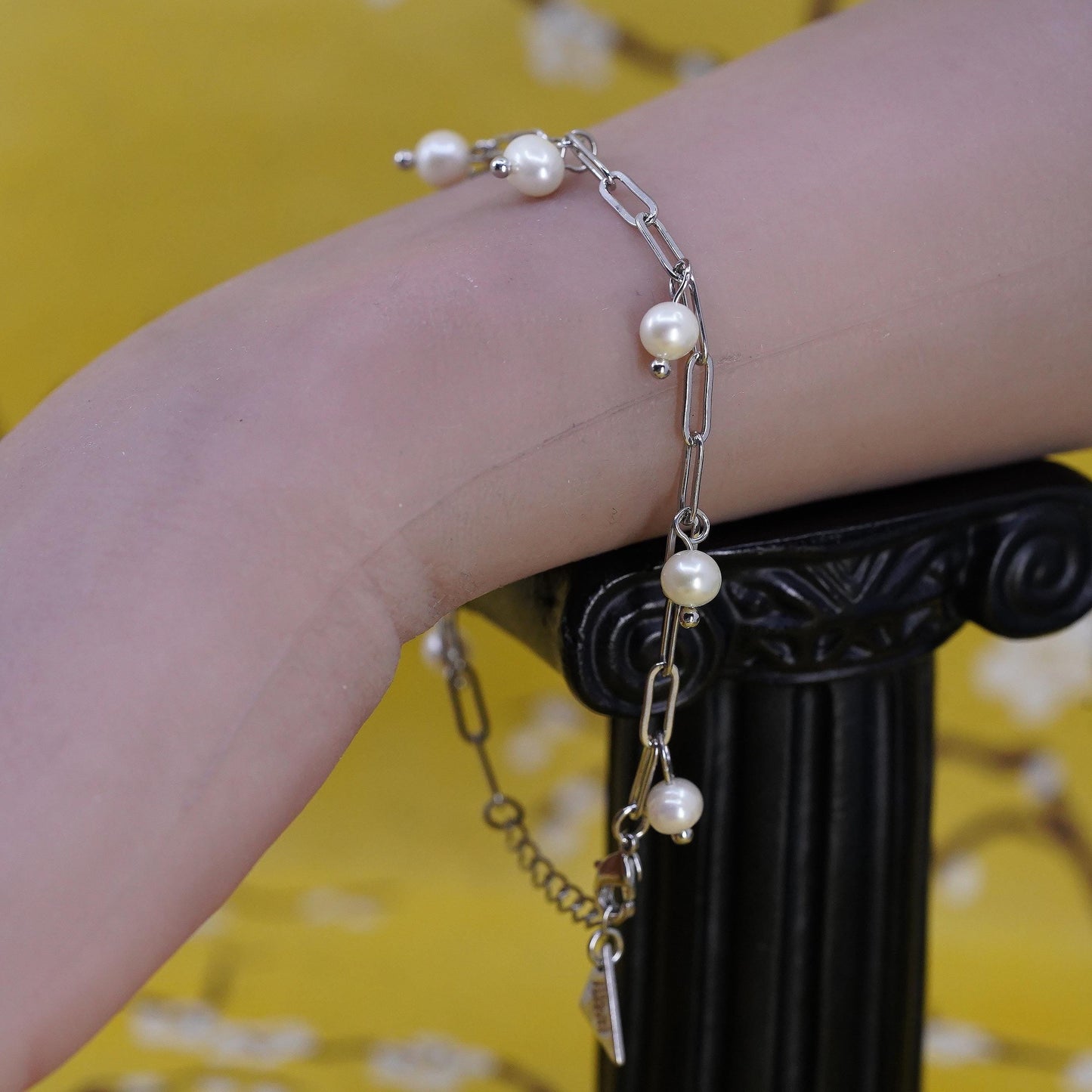 8” Sterling 925 silver elongated chain bracelet with freshwater pearl charms