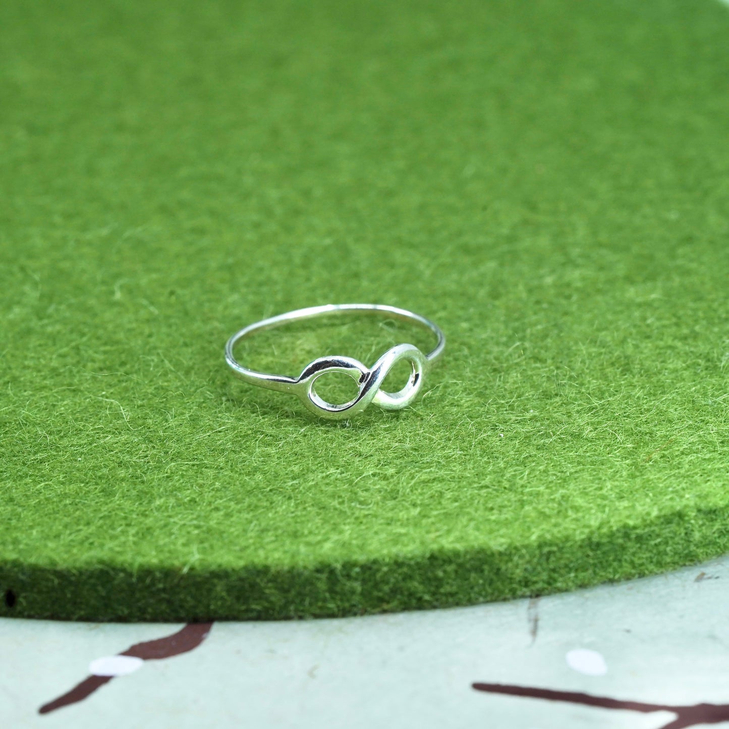 Size 7, Vintage Sterling silver handmade ring, stackable 925 infinity loop band