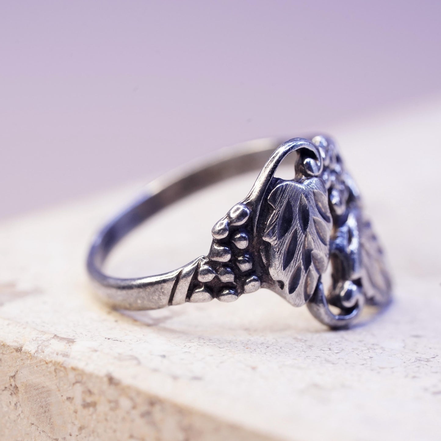 Size 6, vintage Sterling silver handmade ring, 925 grapes leaves band