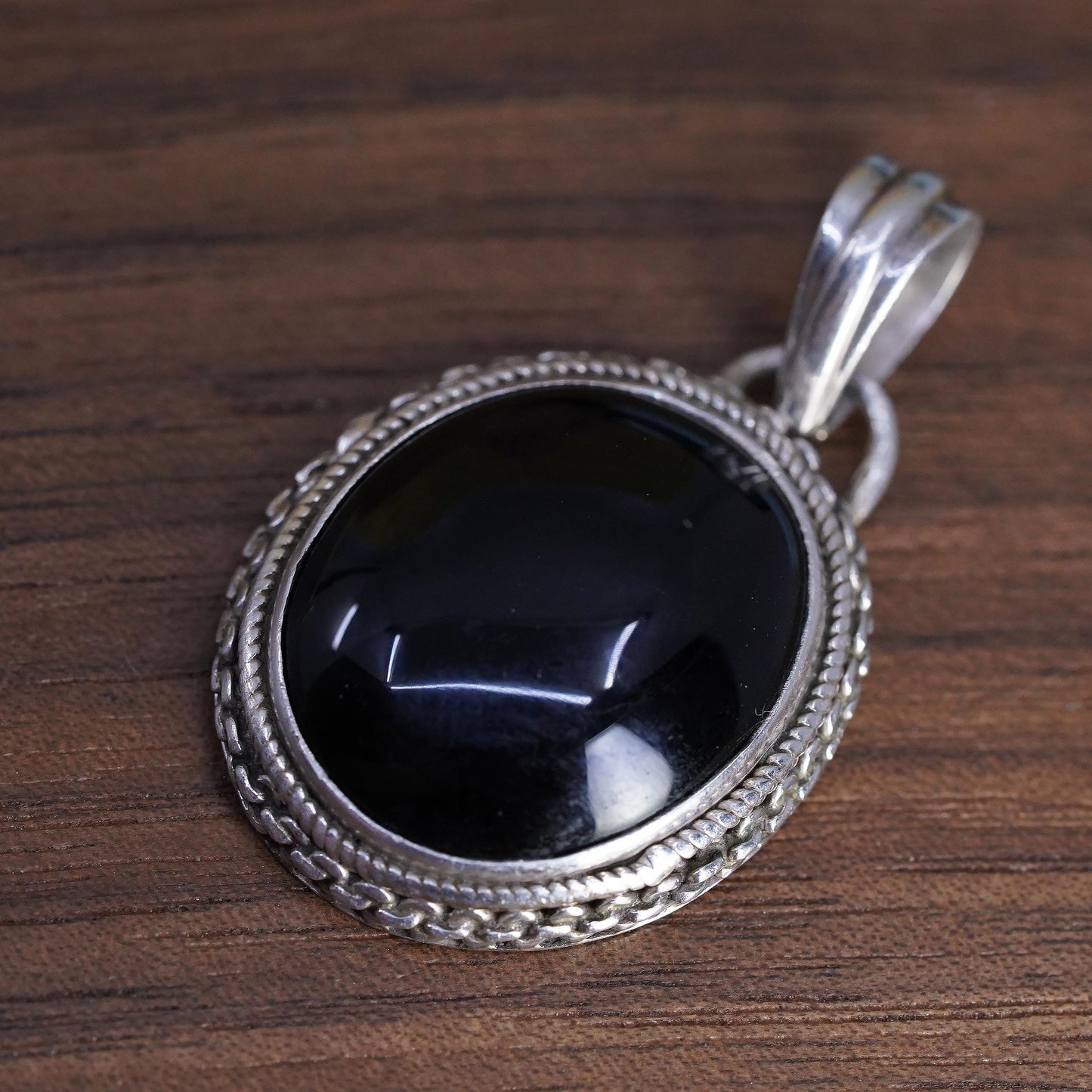 Vintage Mexican Sterling 925 silver handmade pendant with oval onyx and cable