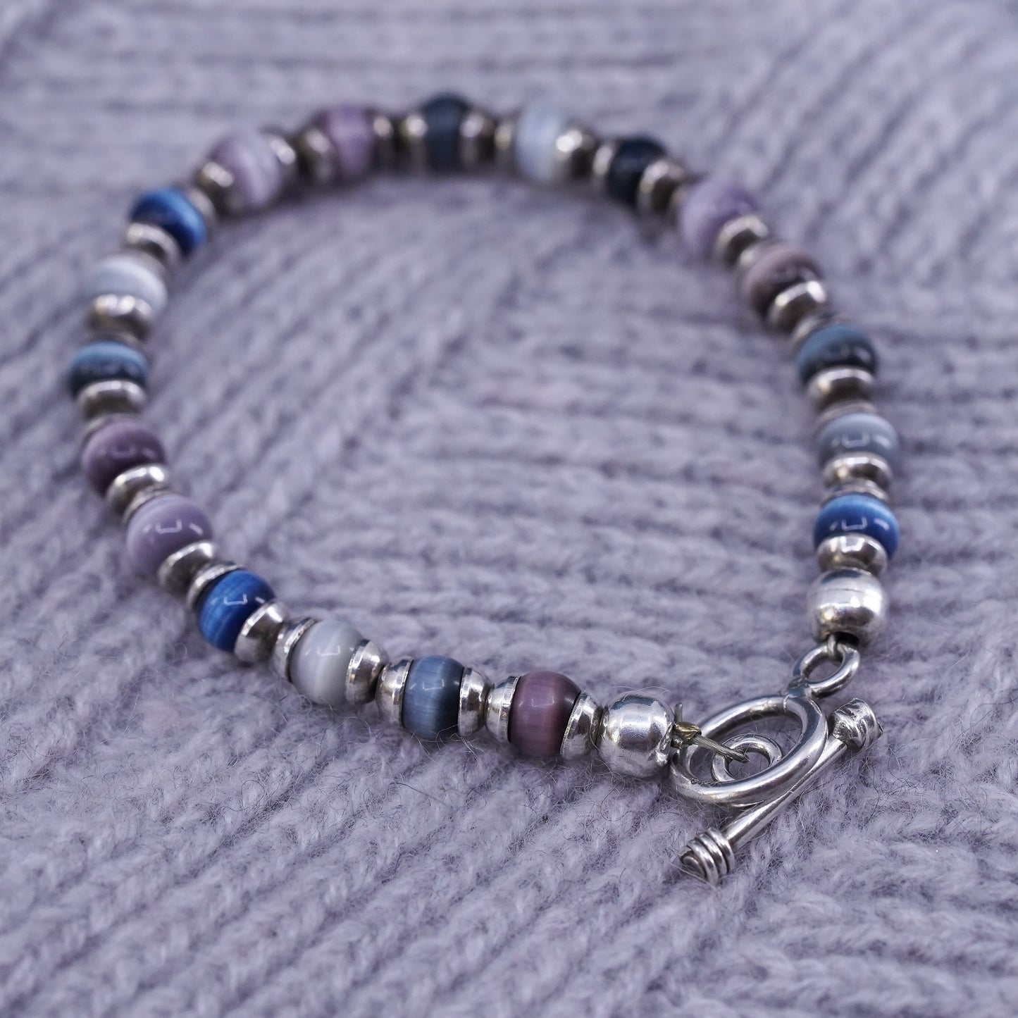 6.75”, sterling 925 silver handmade bracelet with cats eye beads toggle closure