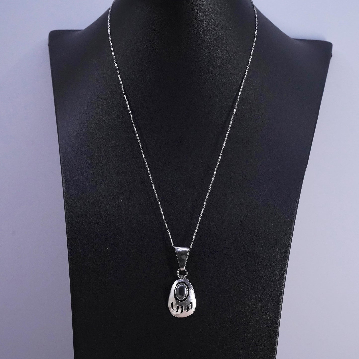 Native American Sensa Eustac Sterling 925 silver box necklace teardrop bear paw