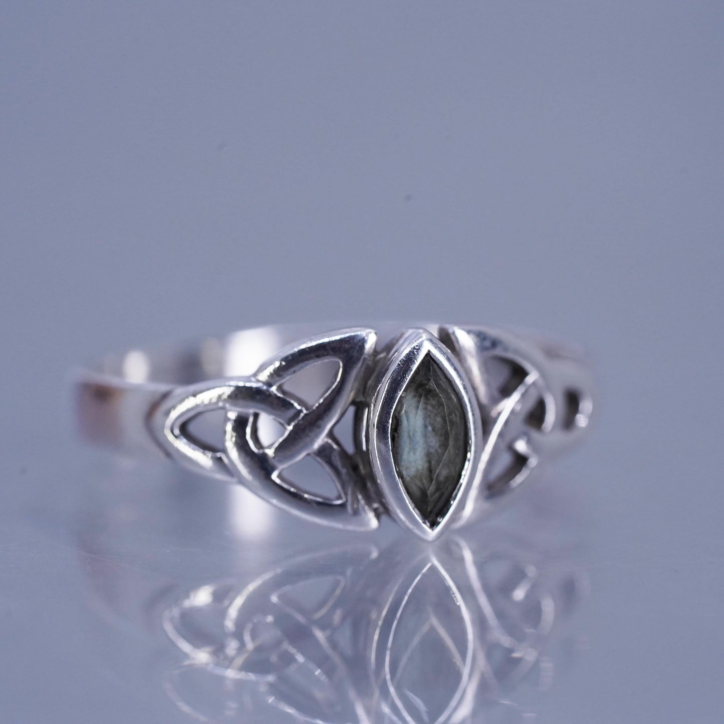 Size 7, Sterling 925 silver handmade ring, Irish Celtic knot textured band