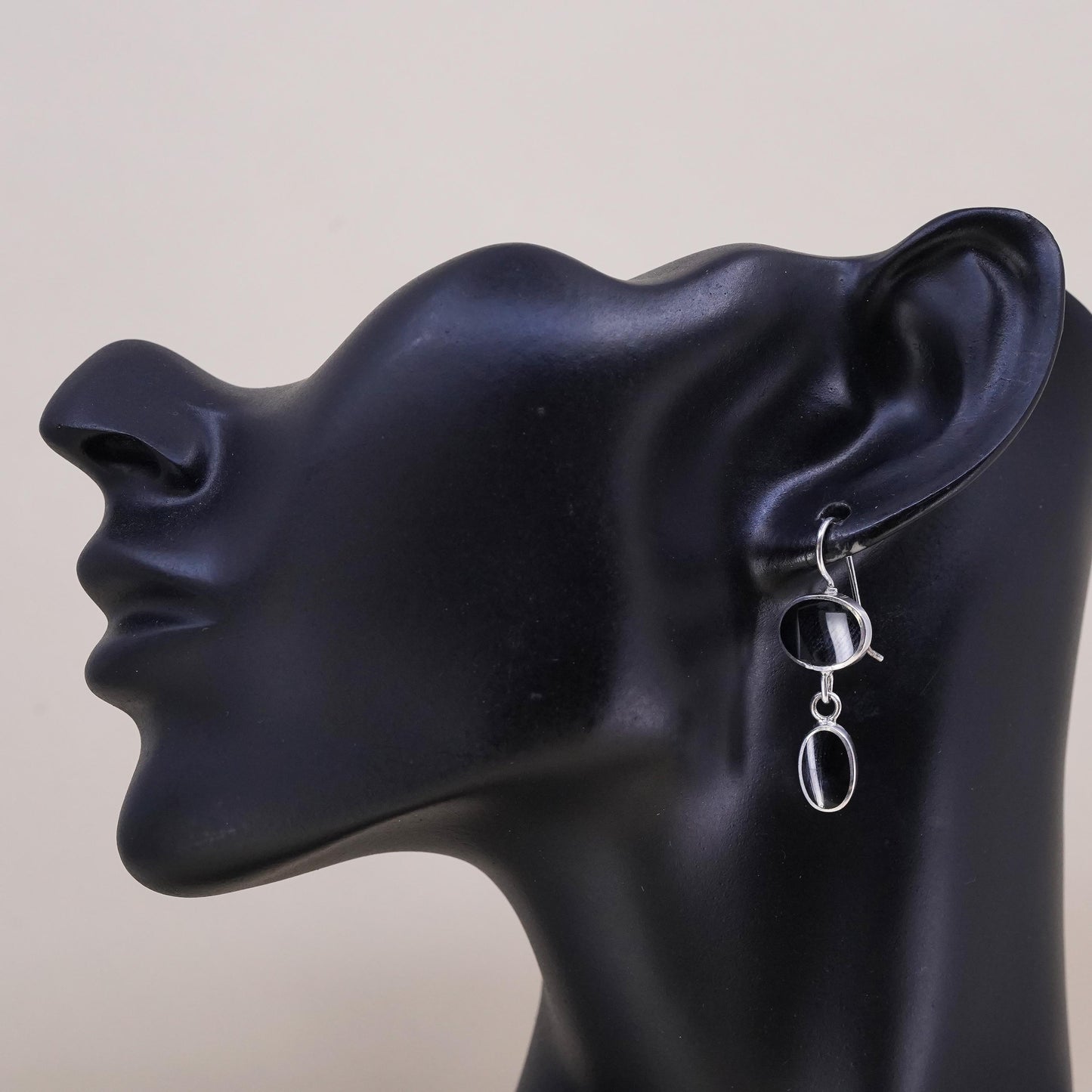 Vintage handmade single earring. Sterling 925 silver hook with onyx inlay