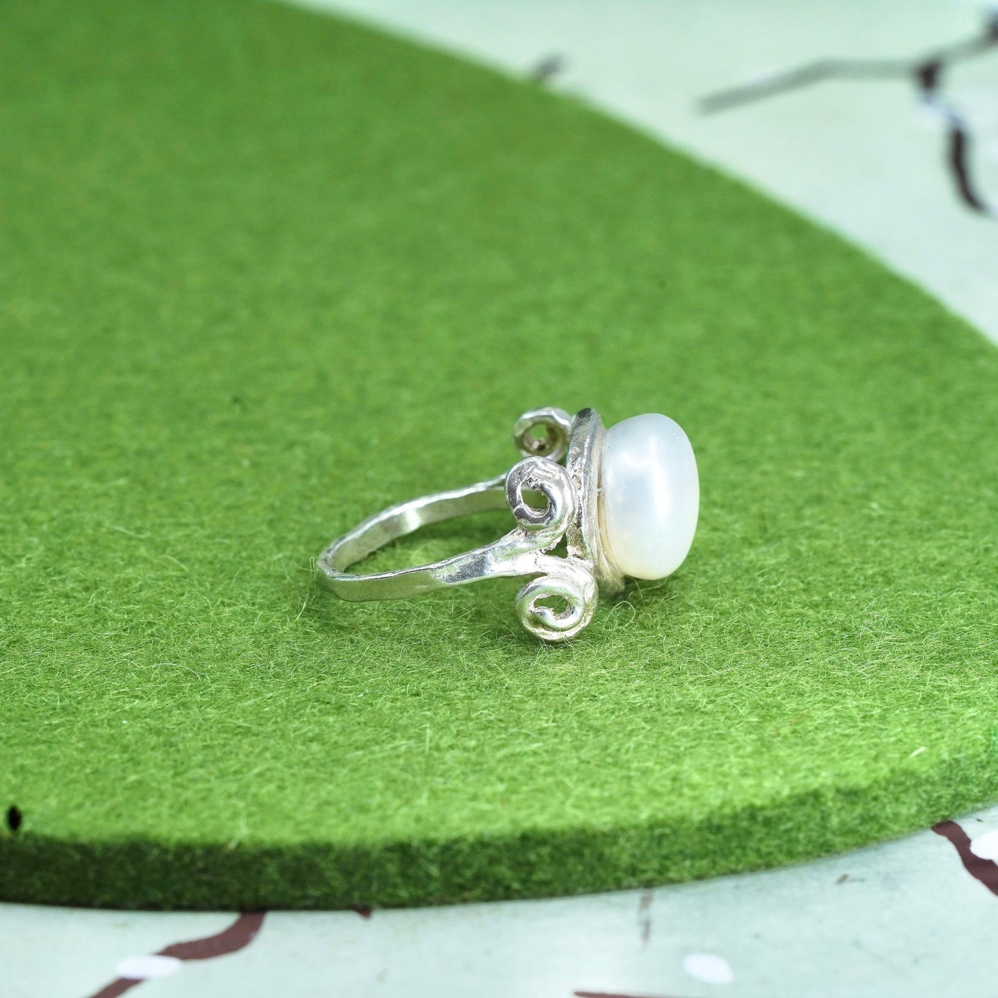 Size 8.75, vintage Sterling silver handmade ring, spiral 925 band with pearl