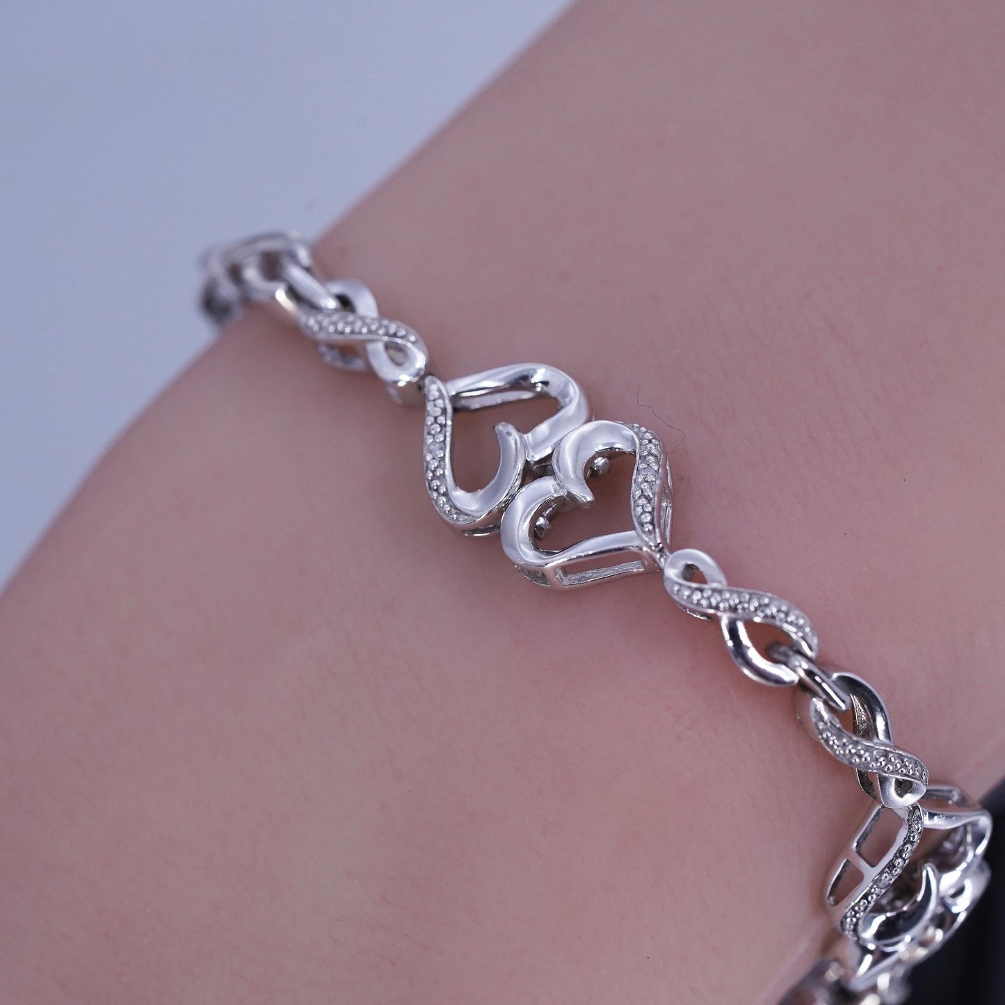 6.75”, Vintage Sterling 925 silver tennis double heart bracelet with diamonds