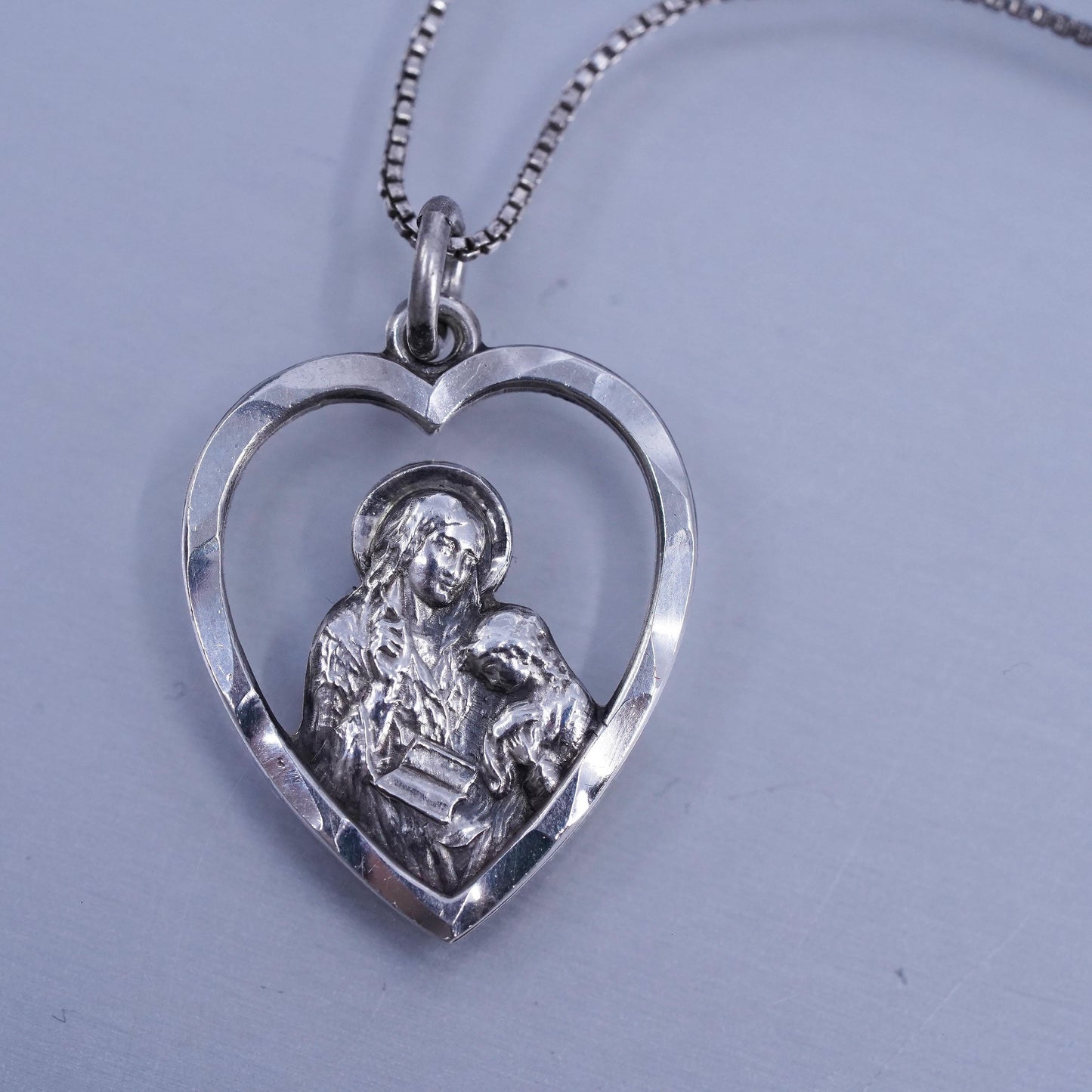 18”, Vintage sterling silver rosary necklace box chain with Virgin Mary pendant