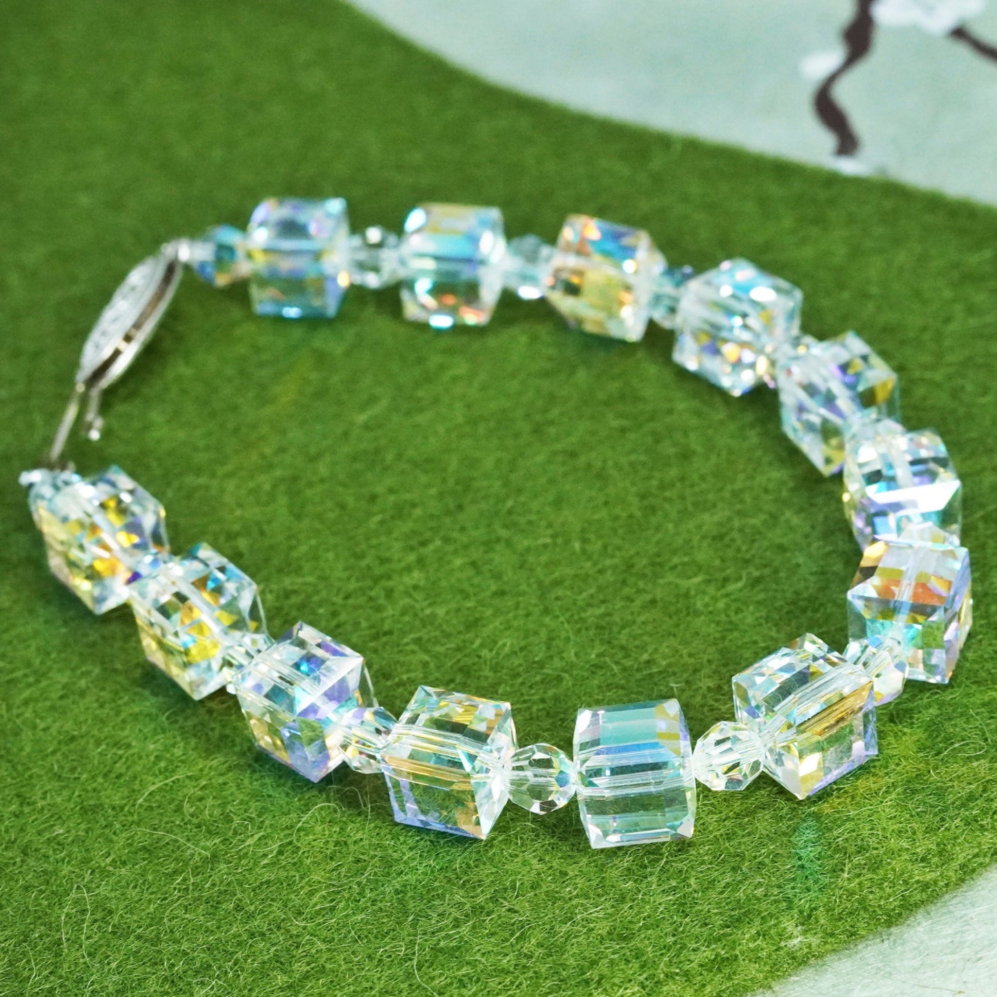 7.5”, vintage sterling silver 925 handmade bracelet with cube crystal