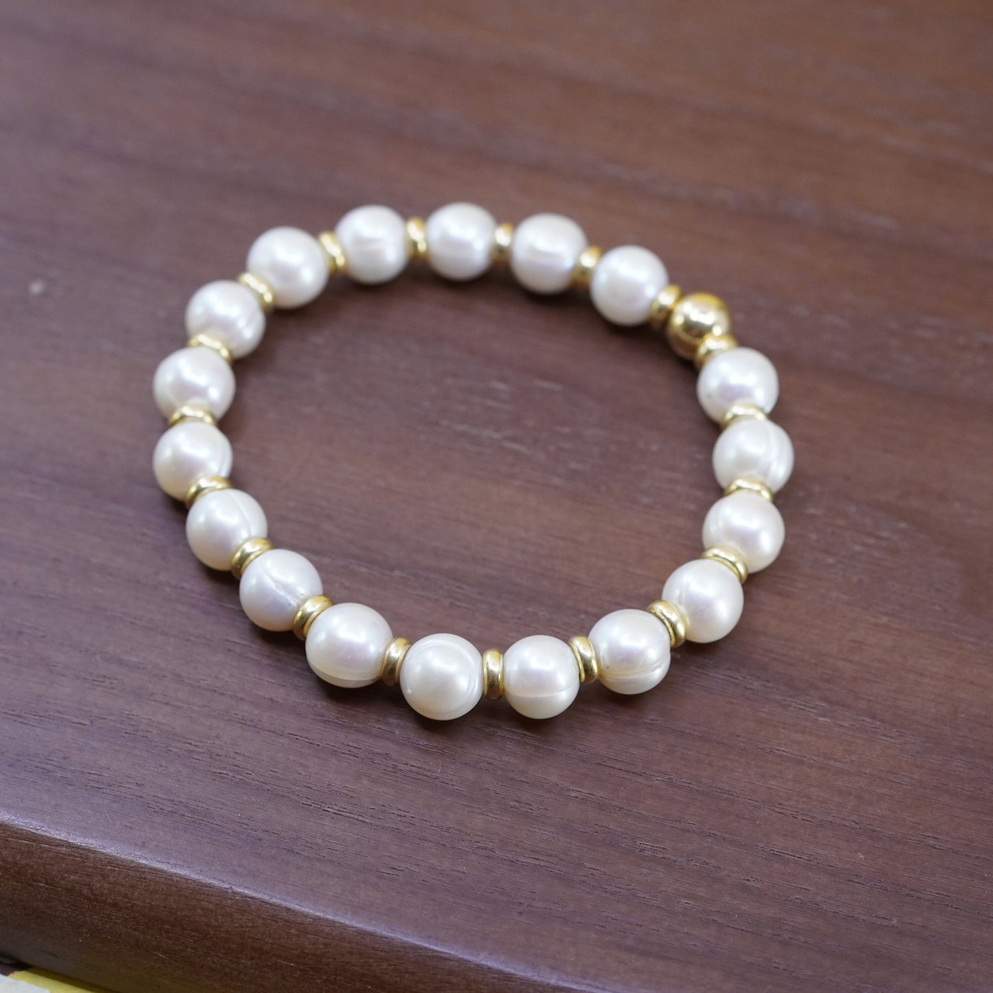 7”, Italian yellow gold Sterling silver bead 10mm freshwater pearl bracelet