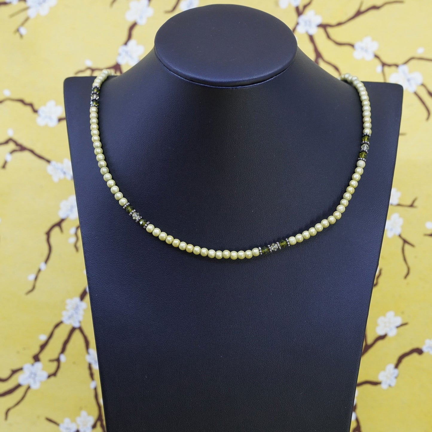 20” vintage sterling 925 silver handmade necklace with green glass beads