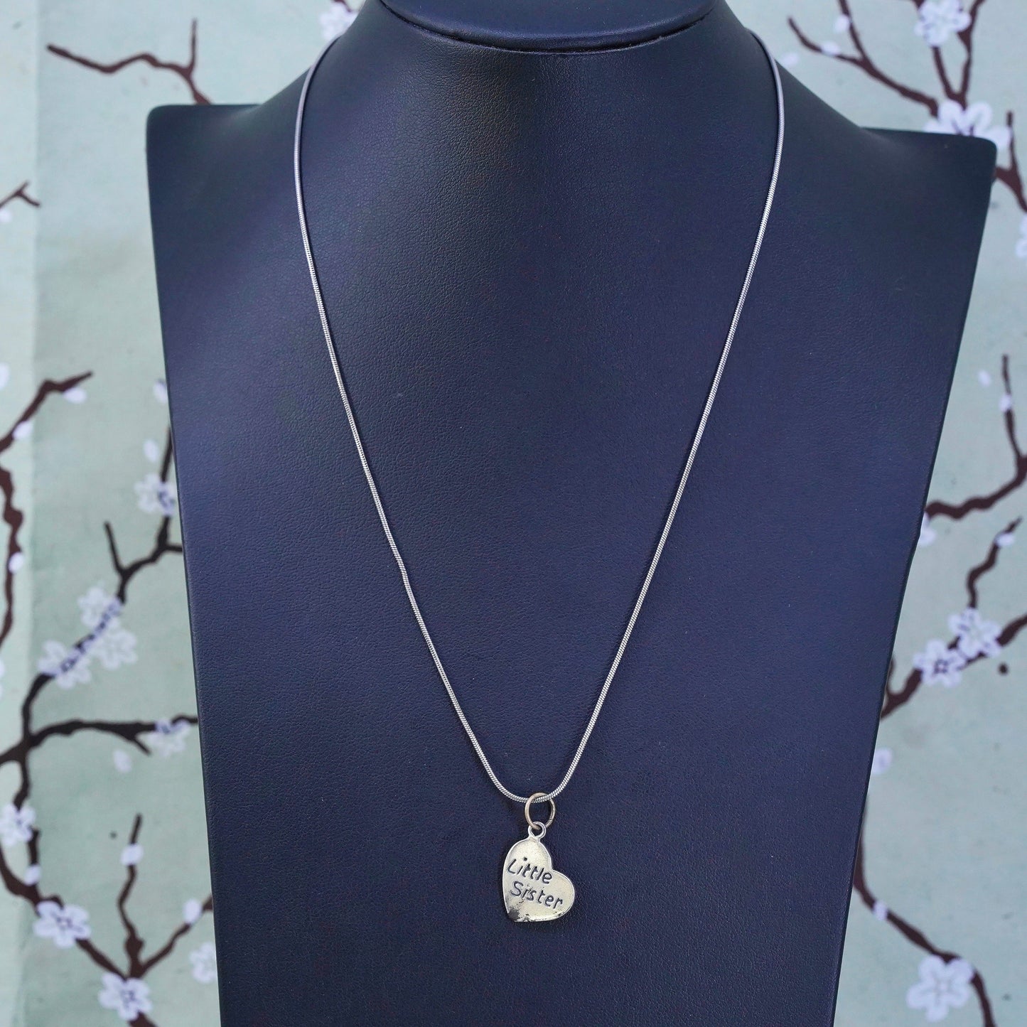 18”, 925 sterling silver circle chain w/ heart pendant embossed “little sister”