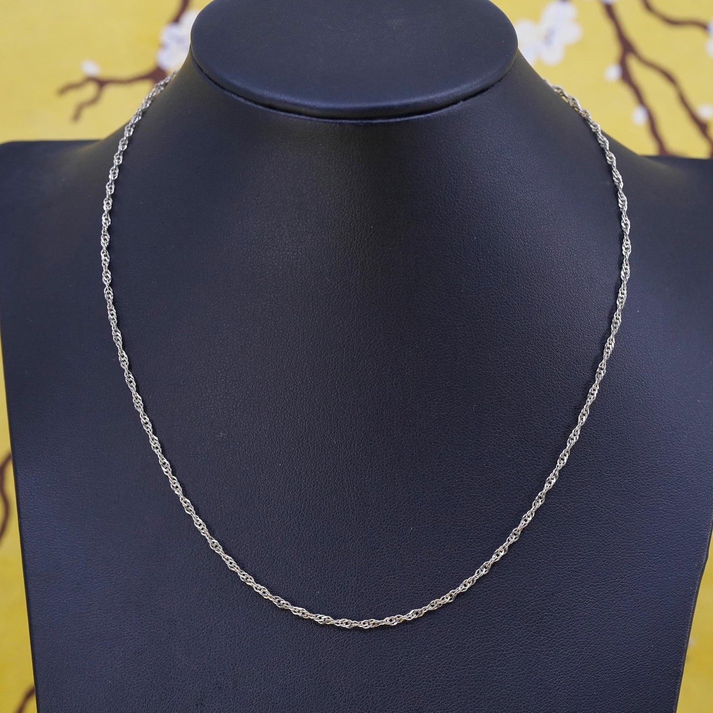 16" 2mm, vintage Sterling silver necklace, Italy 925 twisted curb chain
