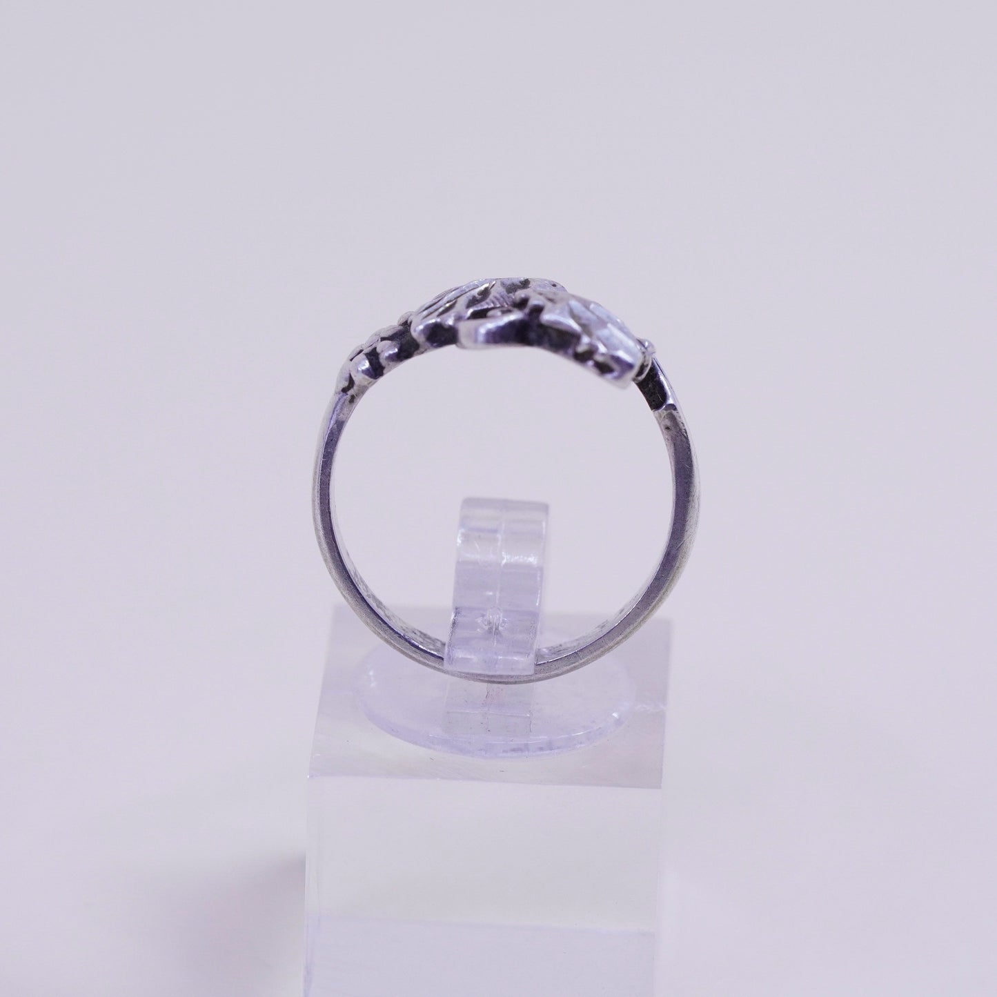 Size 8, Vintage sterling silver handmade ring, 925 grape vines leafy band