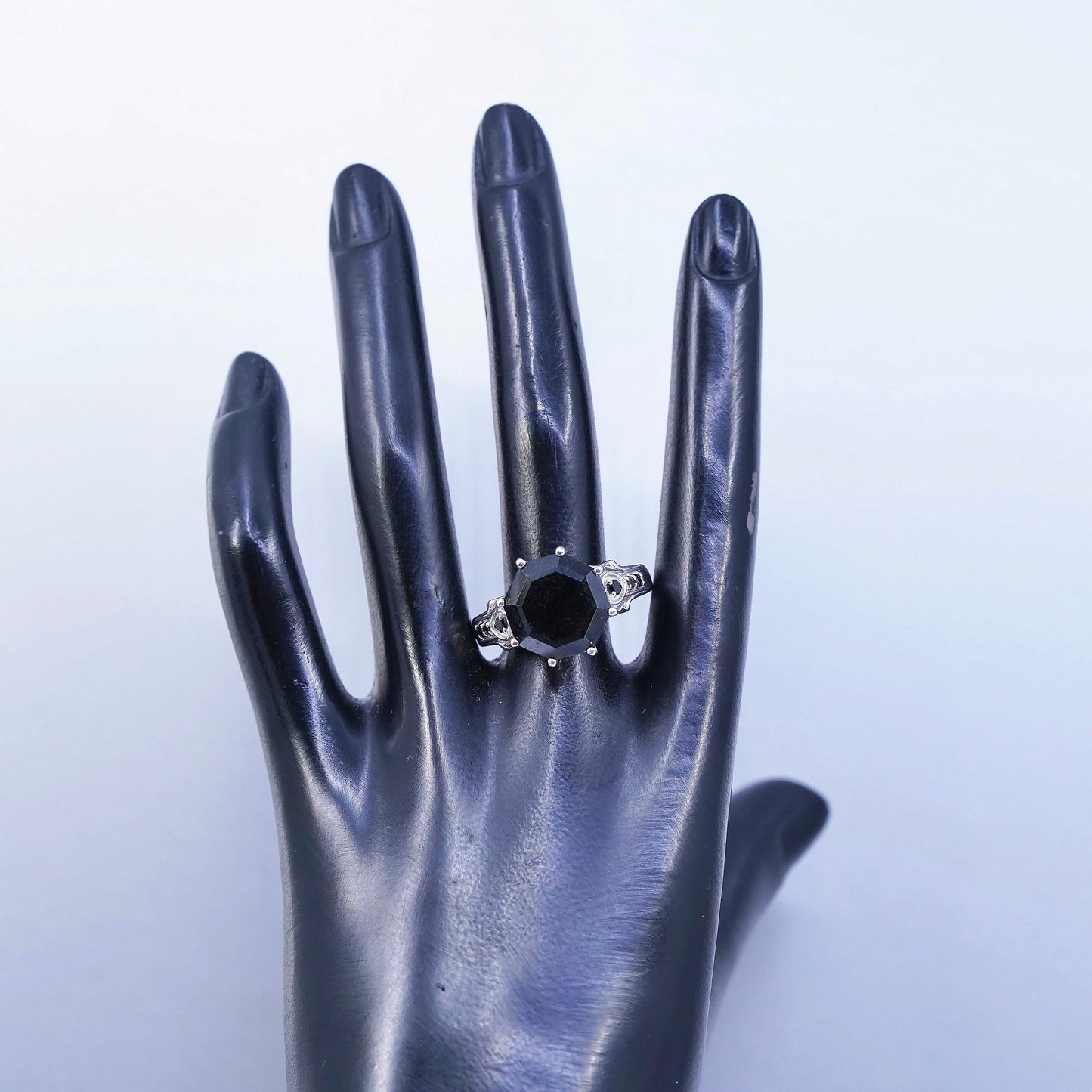 Size 11.25, vintage Sterling 925 silver filigree ring with obsidian