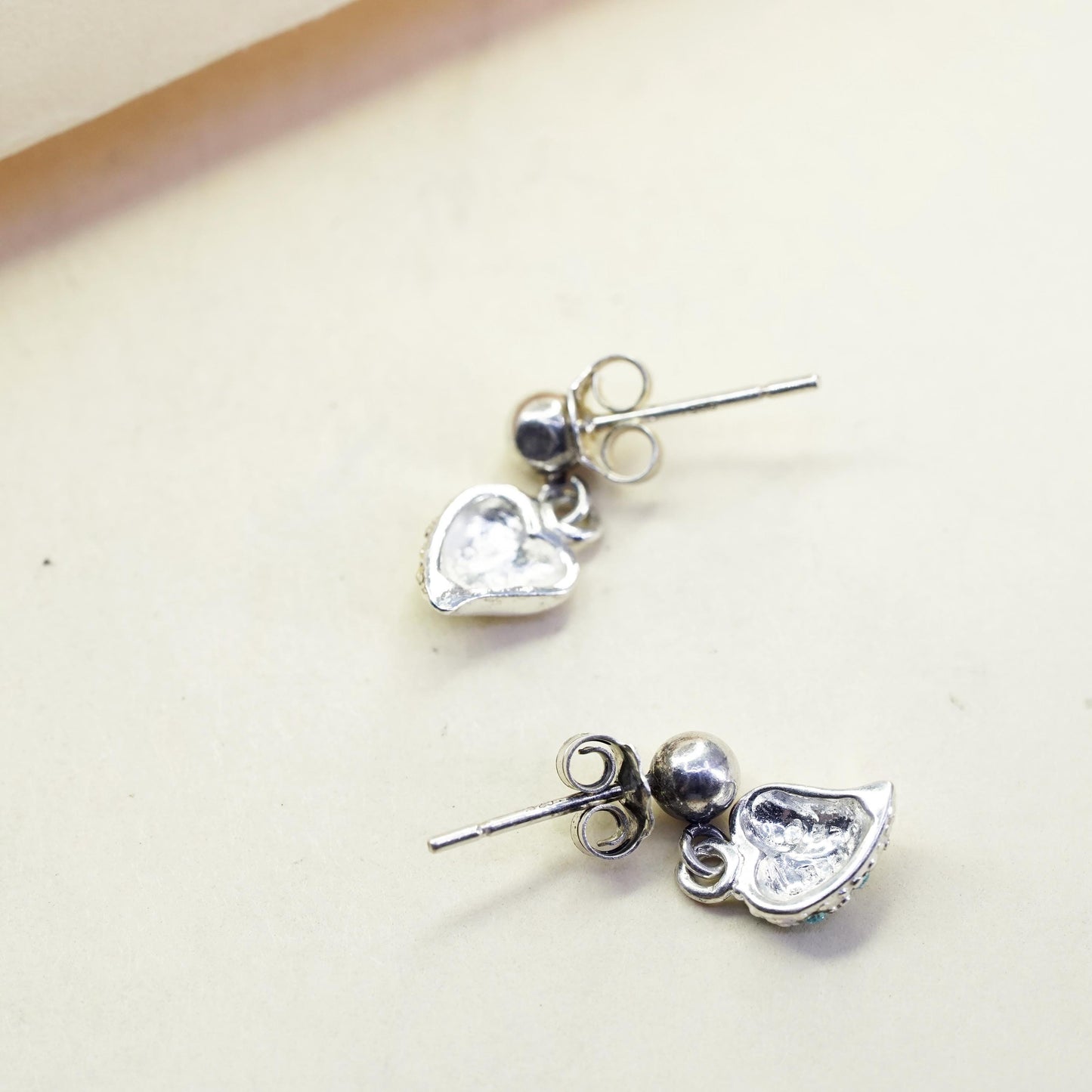 Vintage sterling 925 silver handmade earrings with heart dangles and green cz