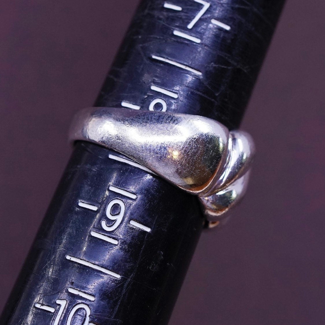 sz 8.25, vtg Sterling silver handmade ring, 925 silver ribbed band