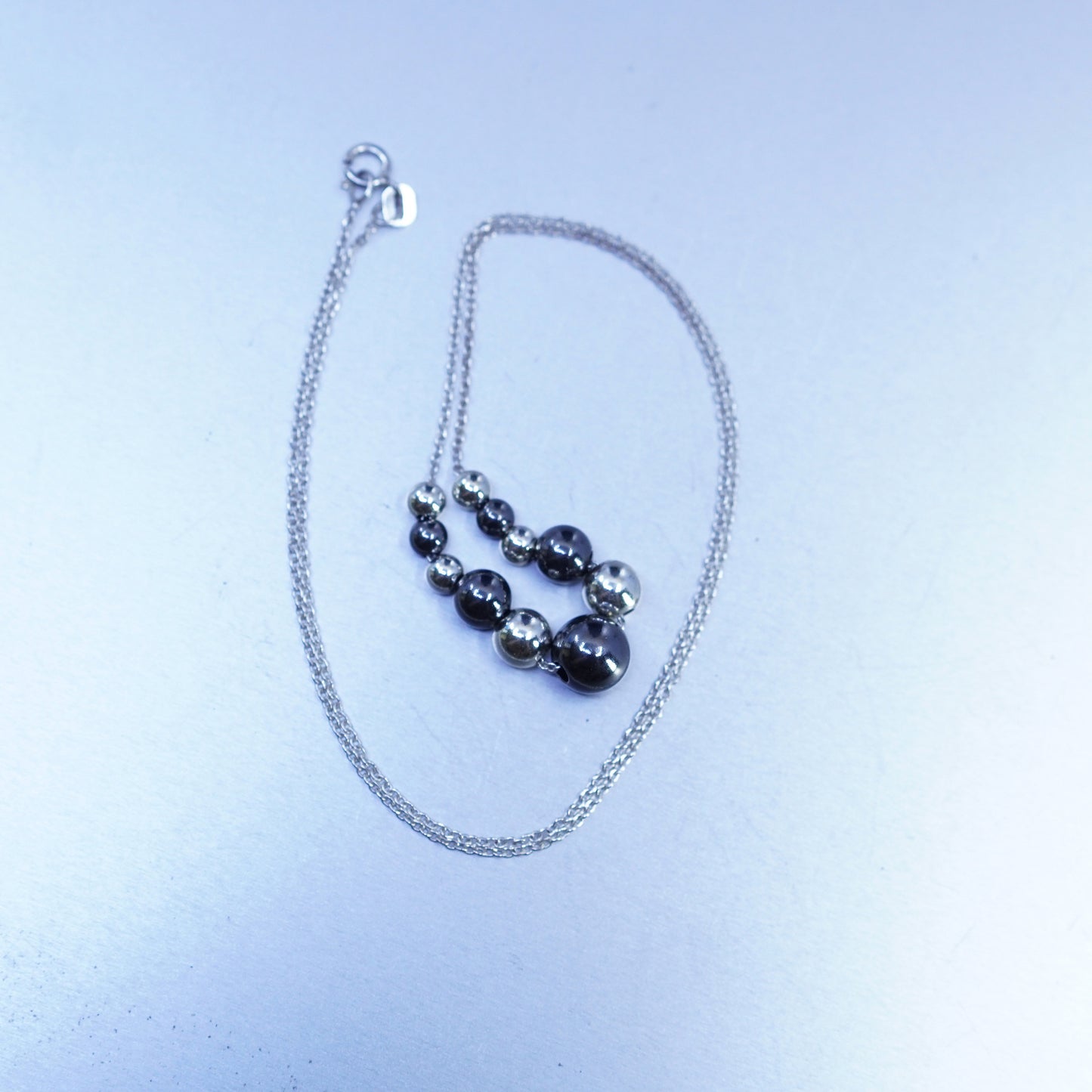18”, Sterling 925 silver handmade snake necklace with graduated beads pendant