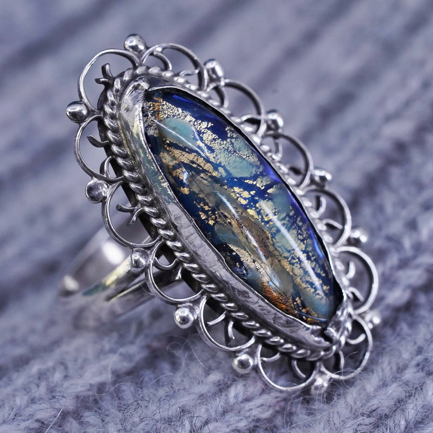 Size 6, vintage Mexico Sterling 925 silver handmade ring w/ golden foiled glass
