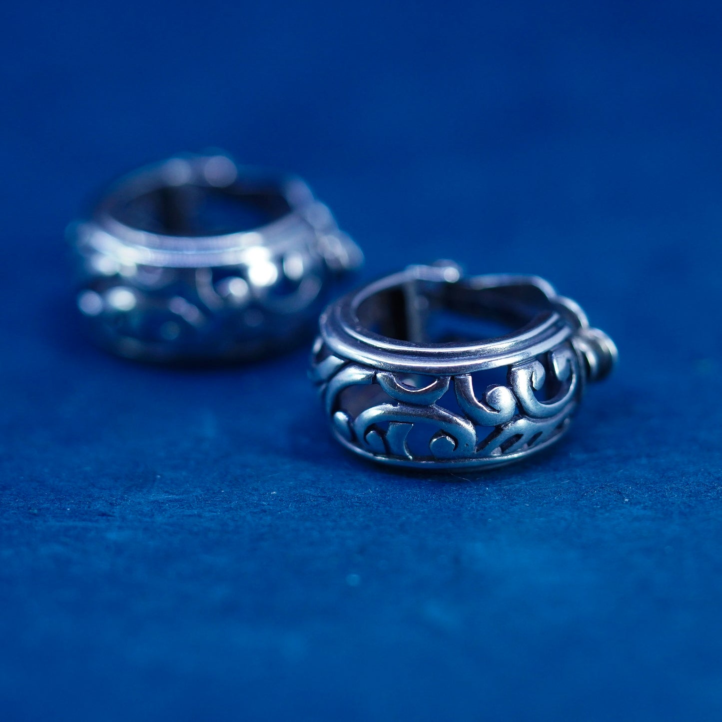 Vintage Silpada Sterling Silver 925 Clip-On Filigree Scroll Hoop Earrings C1380