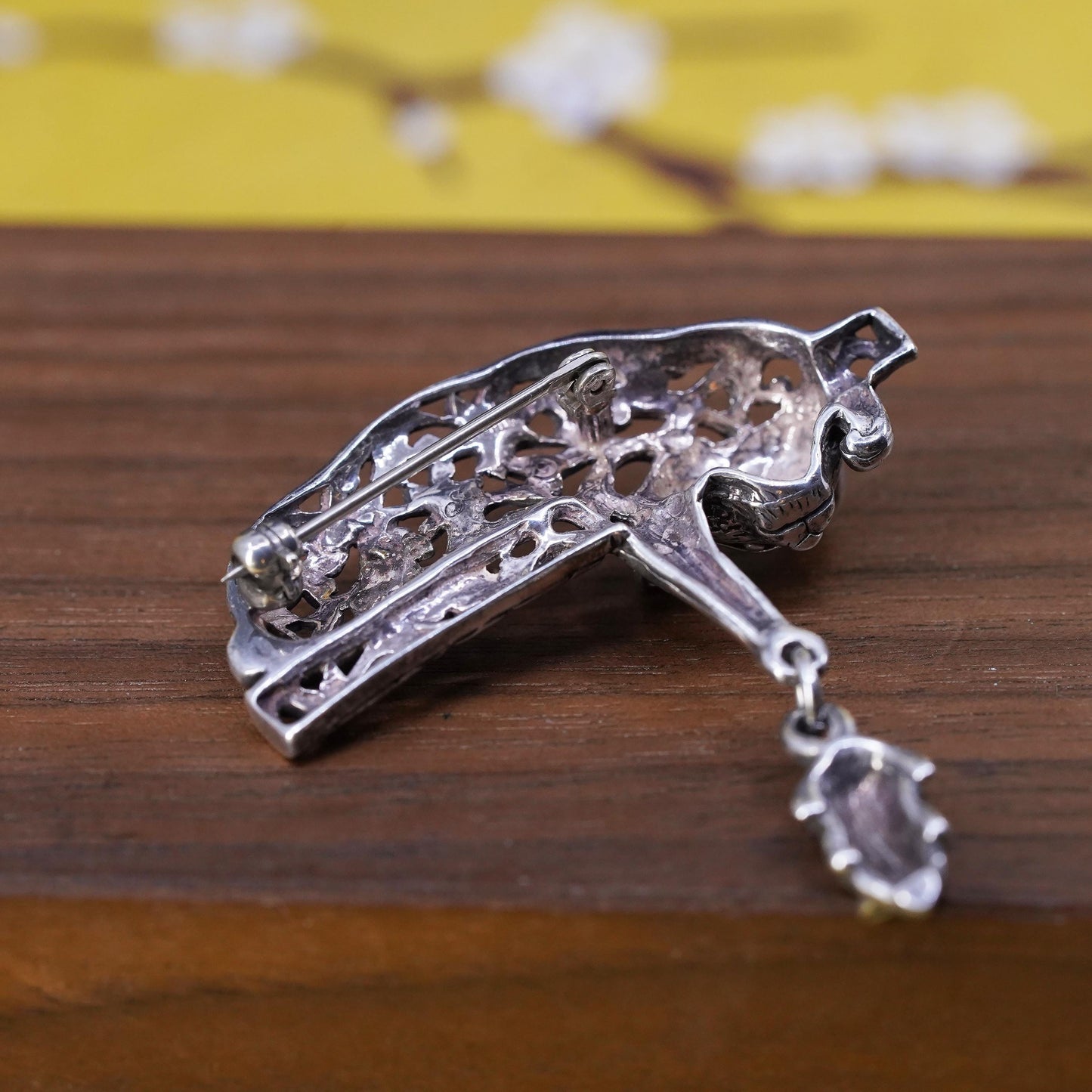 Vintage Jezlaine filigree 925 Cat Pin Brooch Sterling Silver mouse charm Dangle