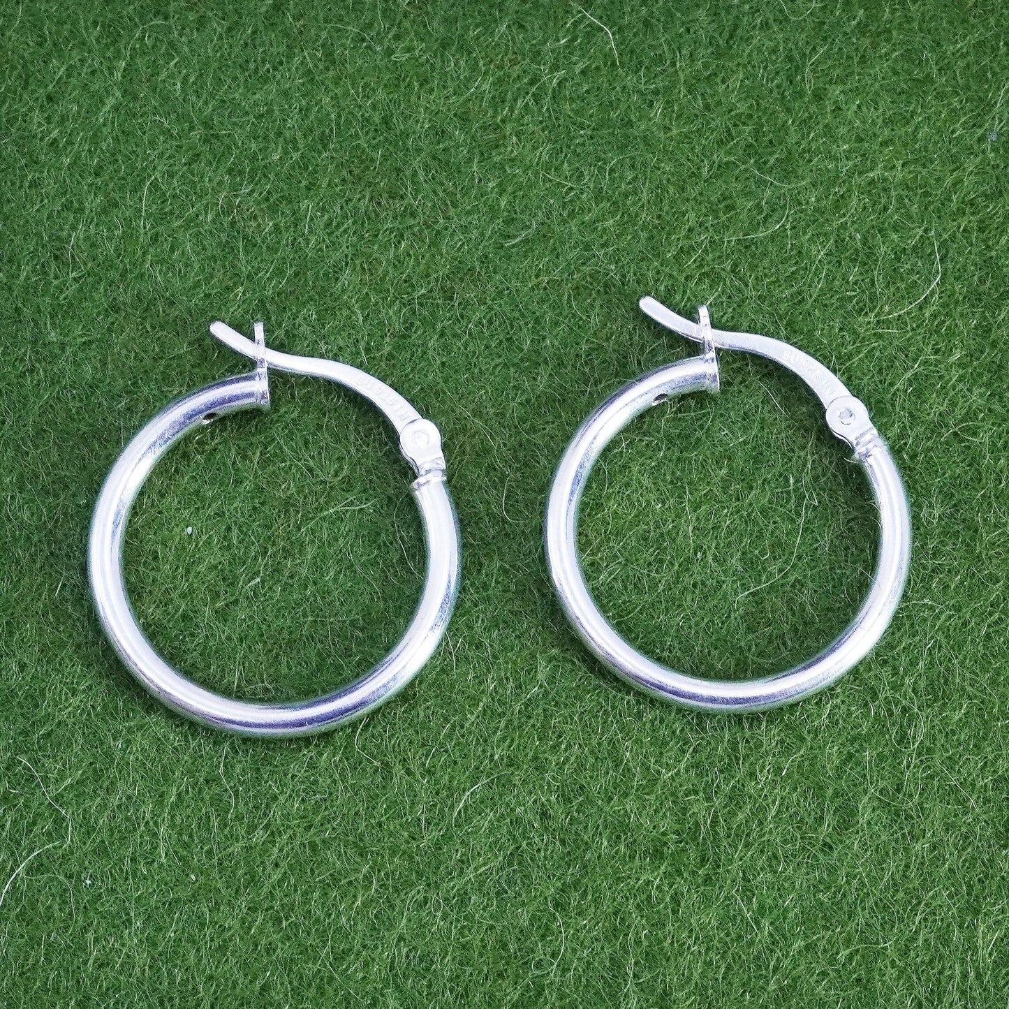 0.75”, Vintage sterling 925 silver loop earrings, minimalist primitive hoops
