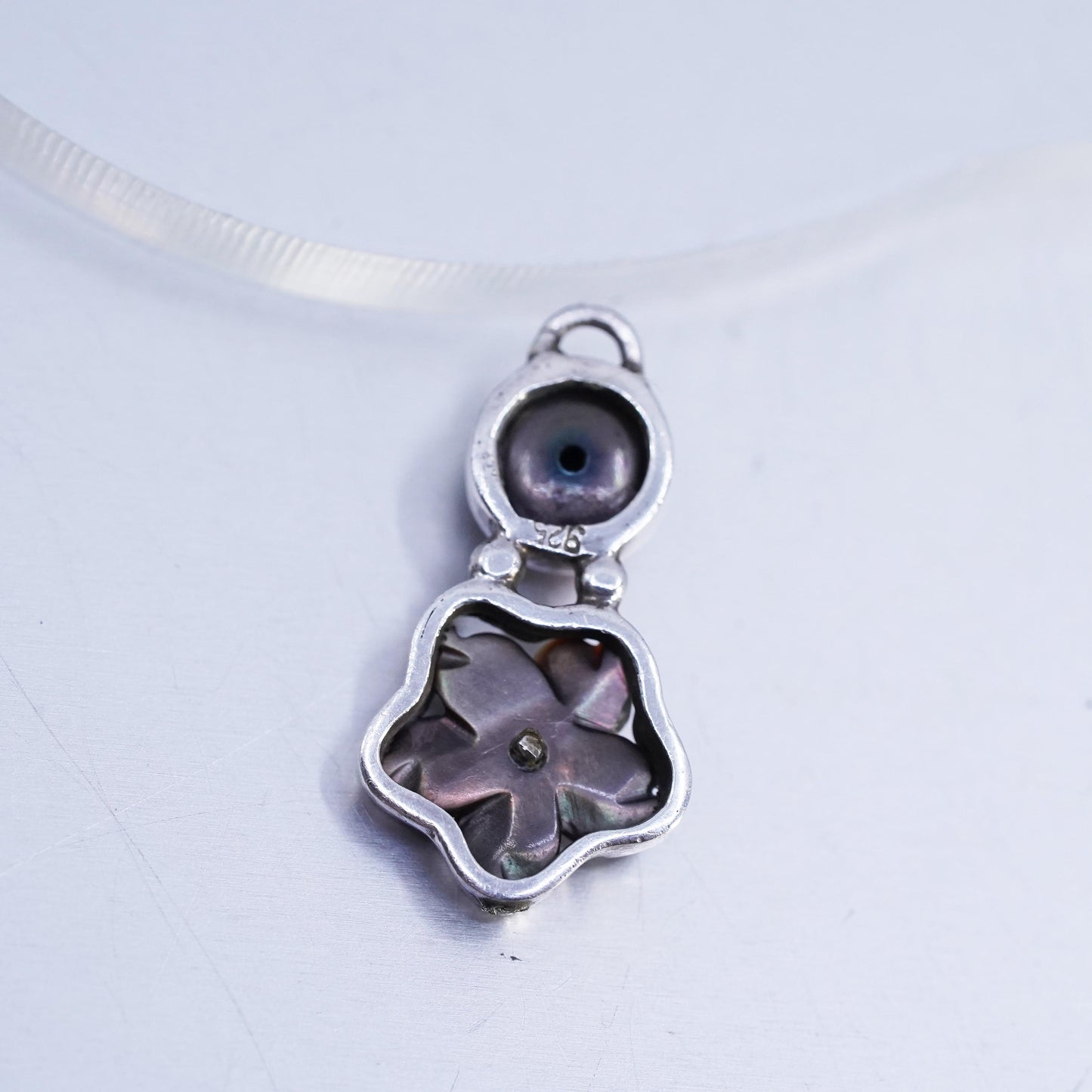 Vinatge Sterling 925 silver black pearl MOP flower charm pendant