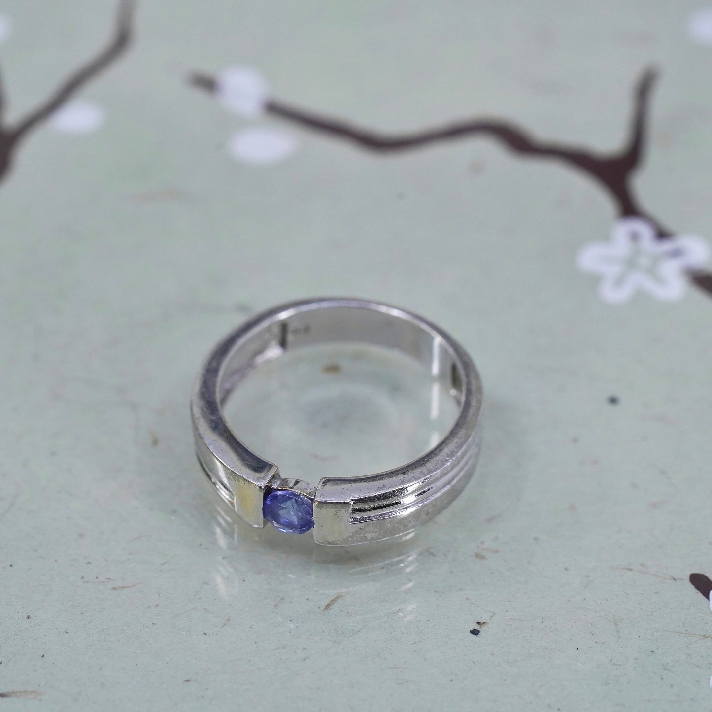 Size 7, vintage Sterling silver handmade cocktail ring, 925 band with amethyst