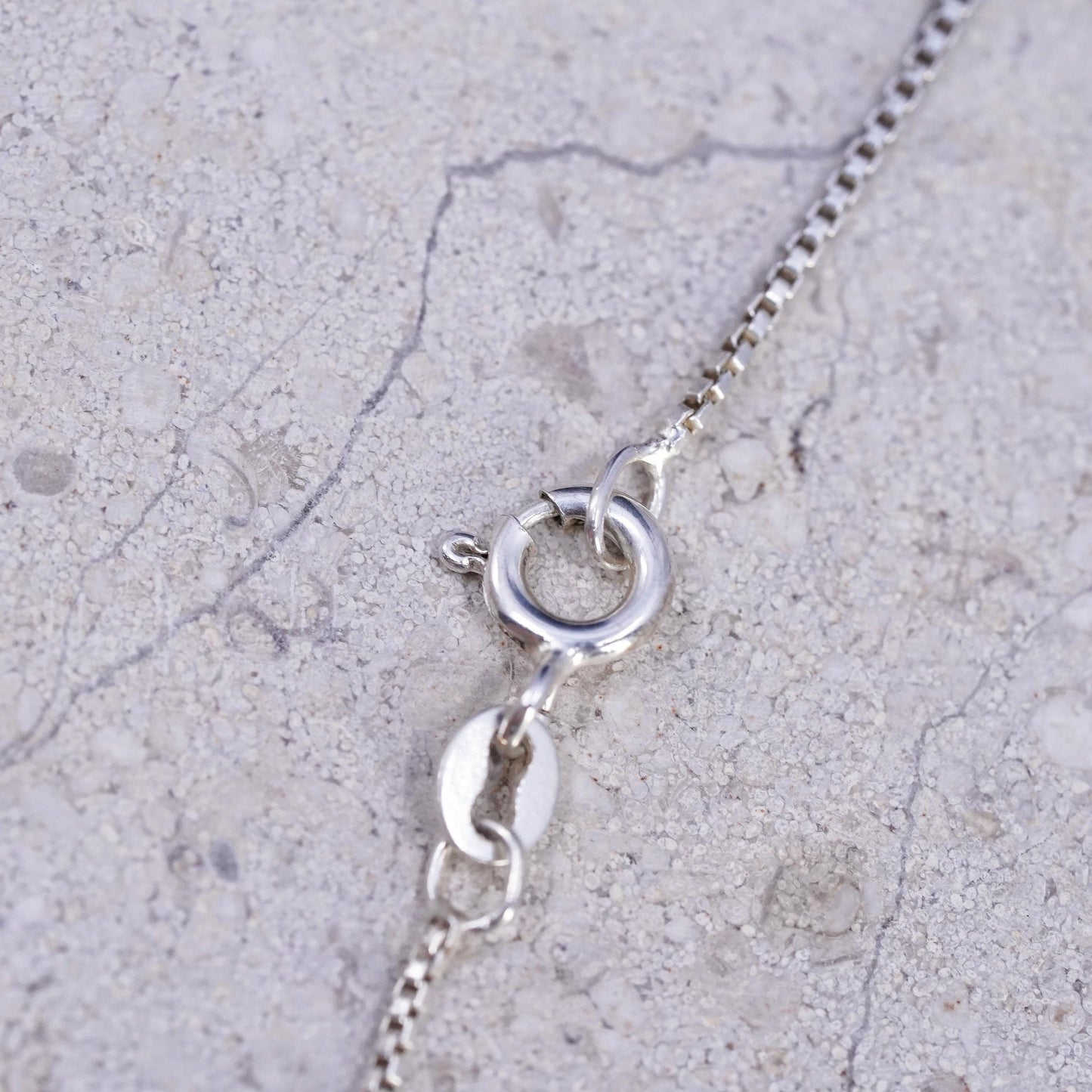 18", vintage Sterling silver necklace, 925 box chain lemon quartz pendant