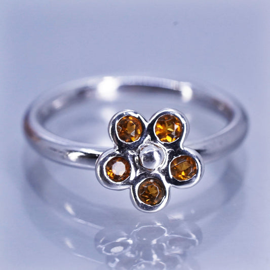 Size 7, vintage Sterling 925 silver flower stackable ring with orange crystal