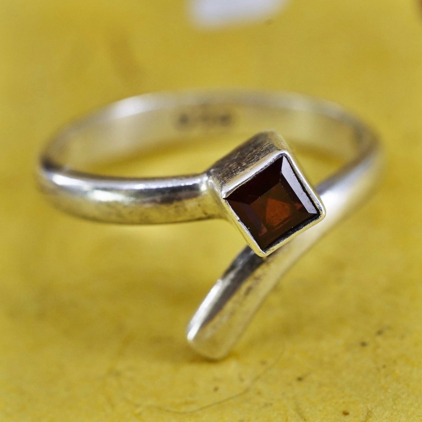 Size 7.25, vintage Sterling 925 handmade ring with garnet
