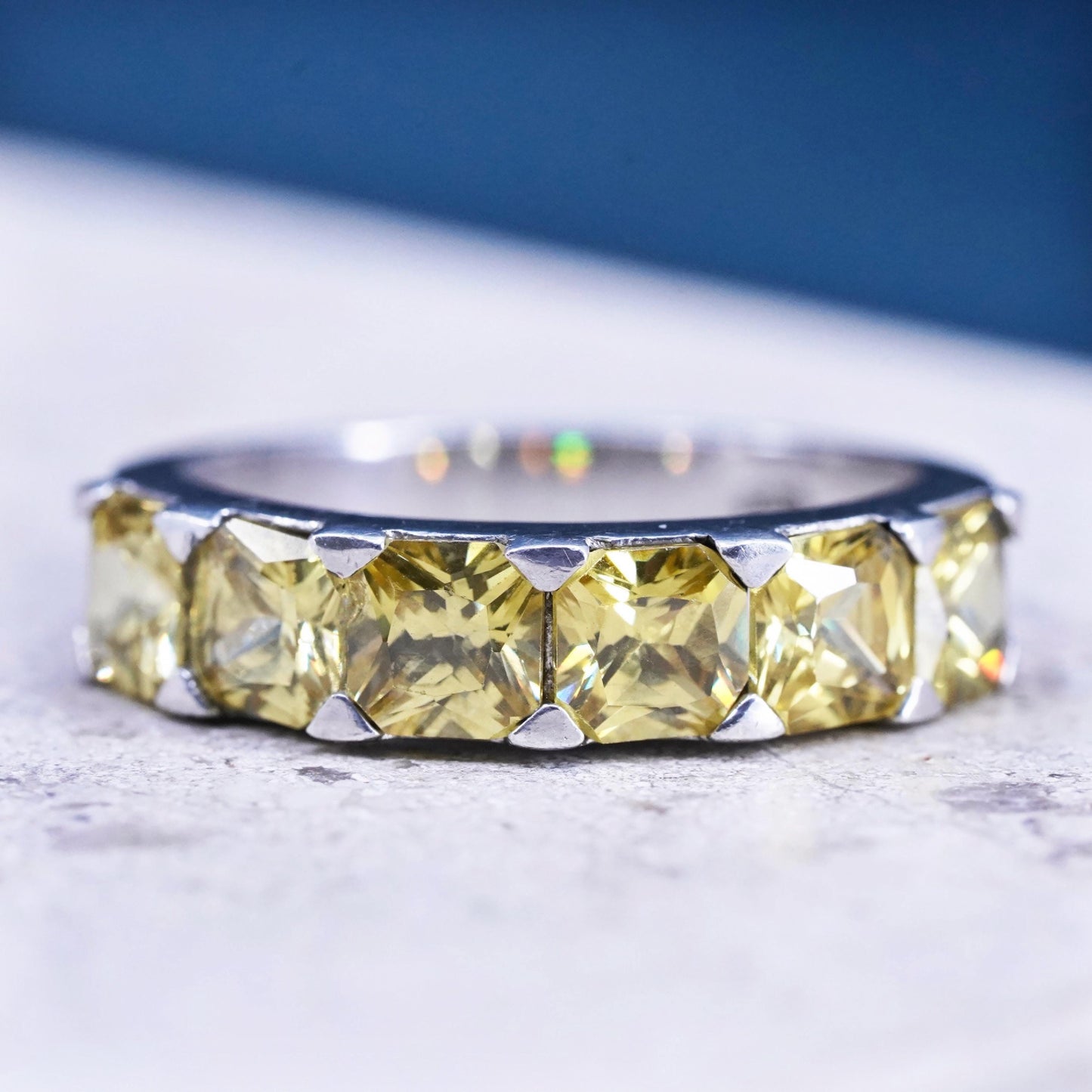 Size 9, Vtg Sterling silver handmade ring, 925 band with citrine around