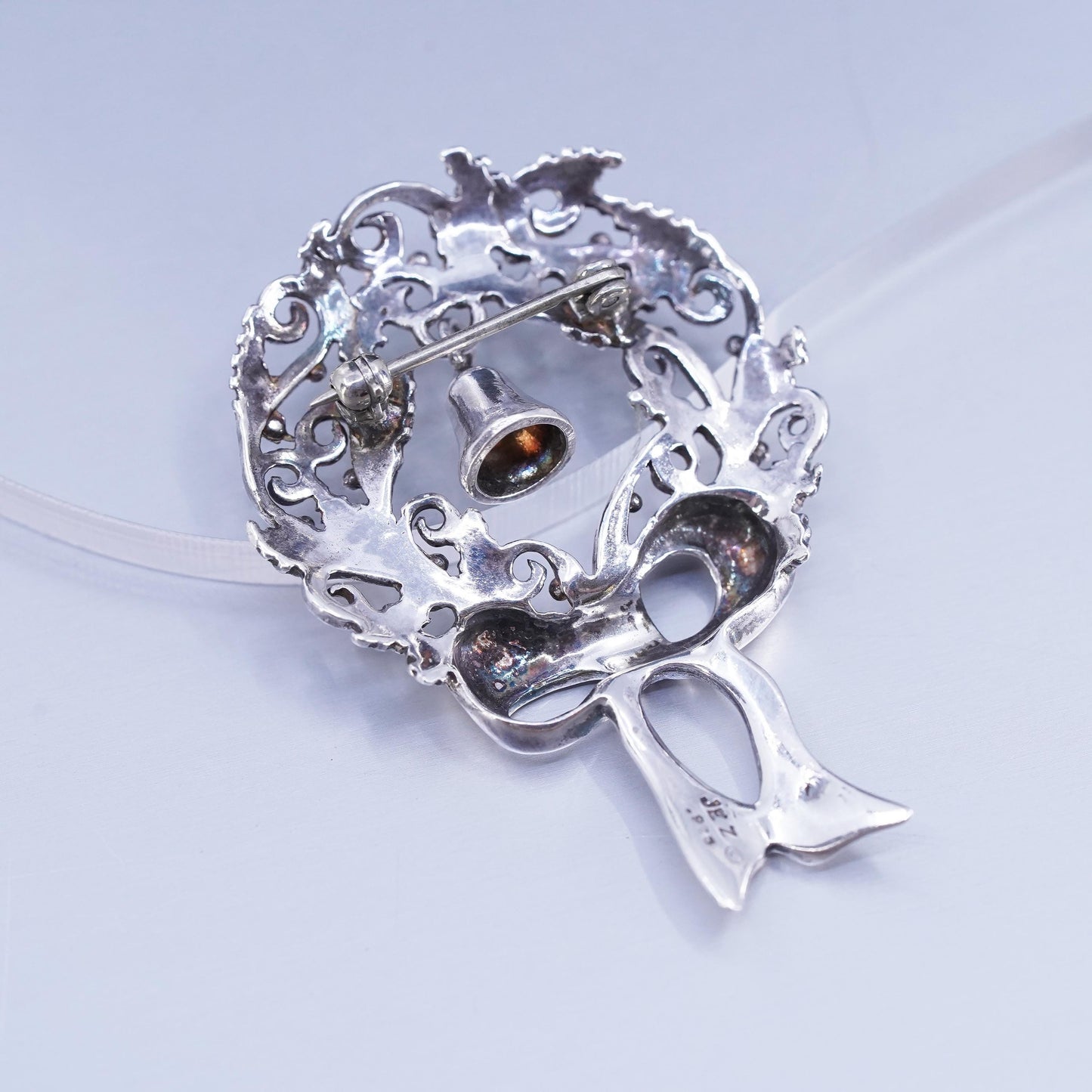 Vintage Jez Jezlaine 925 Sterling Silver wreath with ribbon and bell Brooch Pin