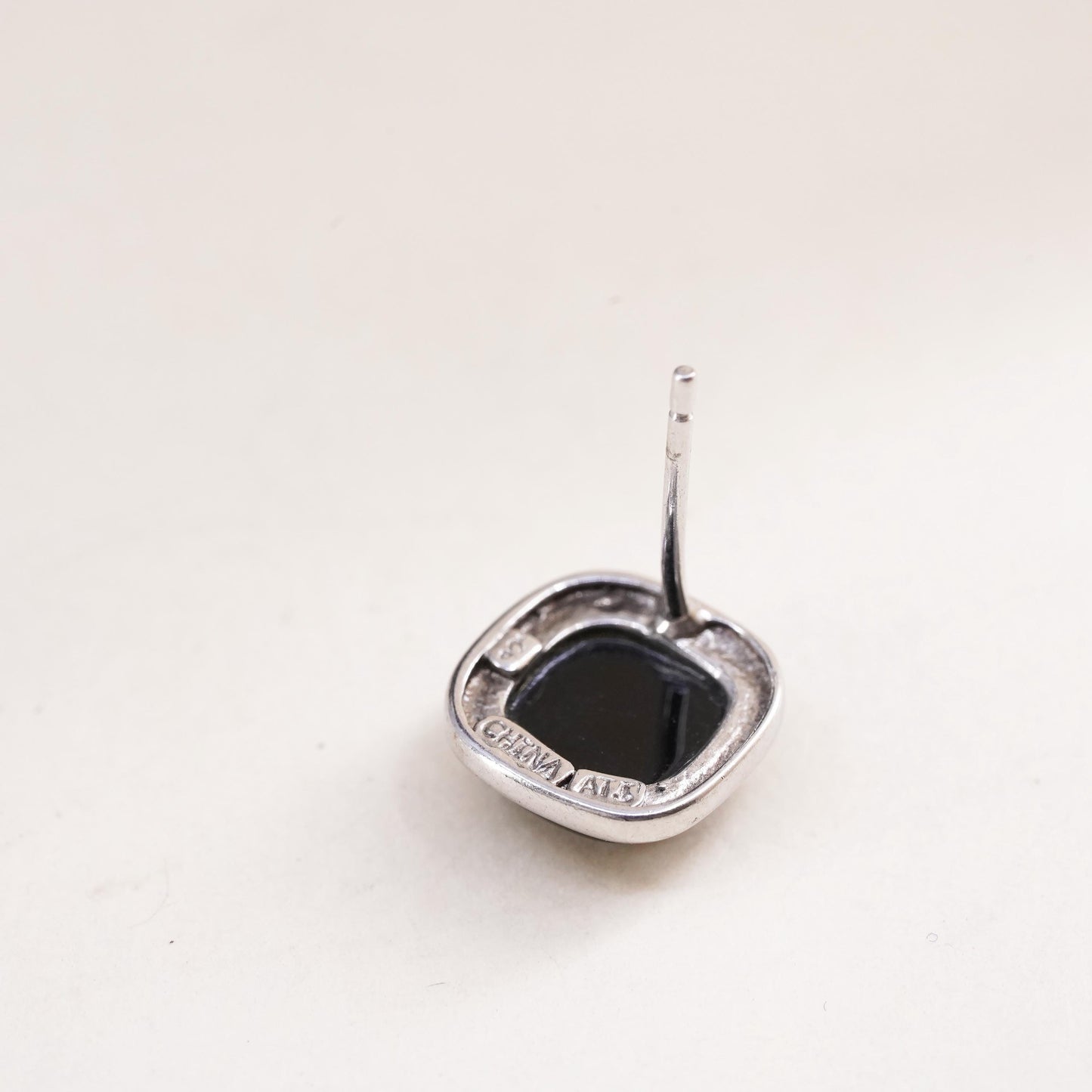 Vintage Sterling 925 silver handmade square stud with onyx, single earring