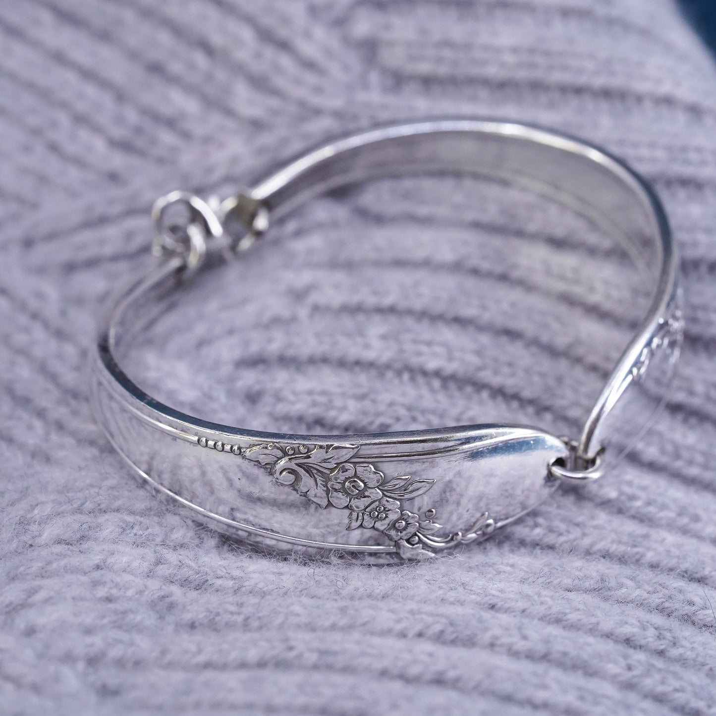 7.5” vintage Silver Tone spoon bracelet, stamped community on the spoon