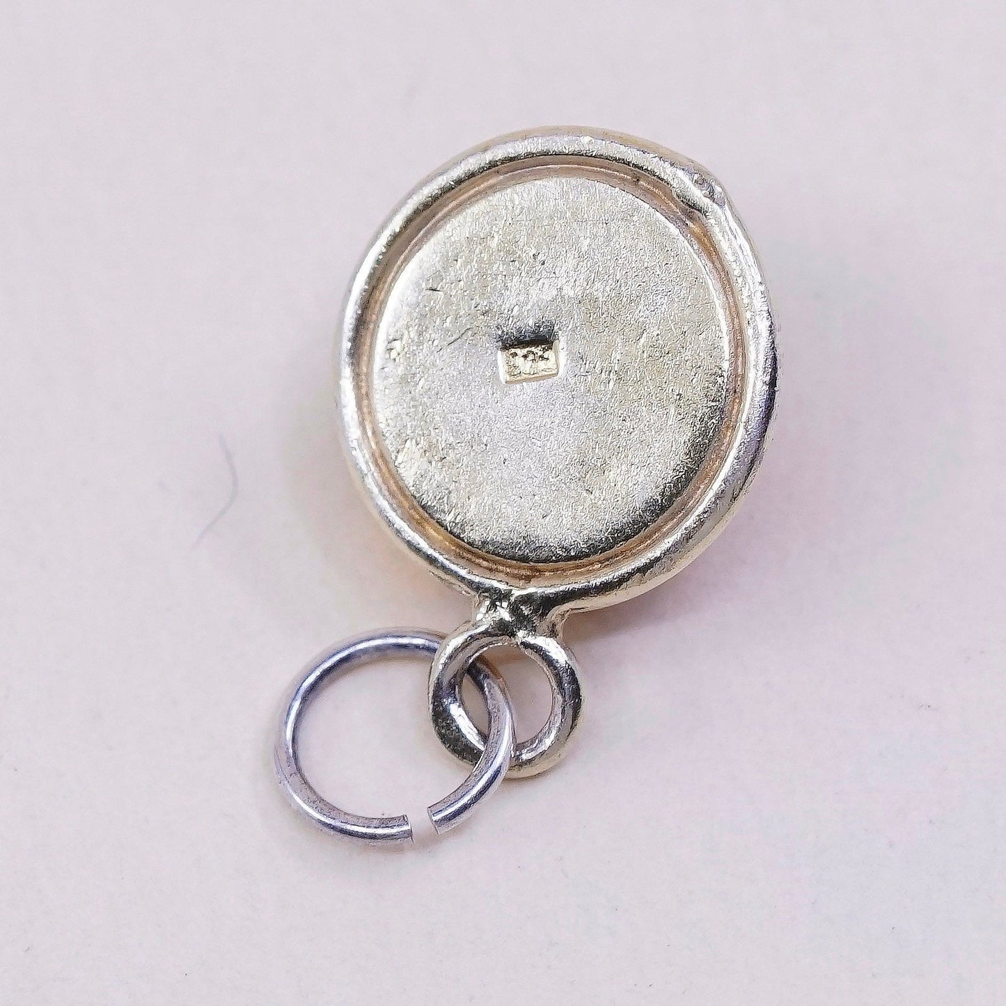 VTG Sterling silver handmade pendant, Mexico 925 w/ round Amber